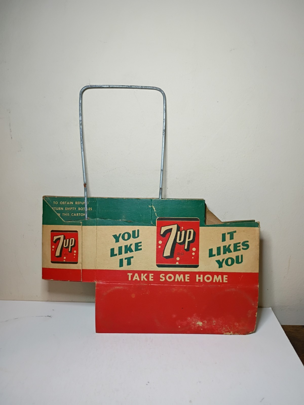 VINTAGE 1950's 7UP SODA ADVERTISING 6 PACK BOTTLE CARRIER CADDY Syracuse NY