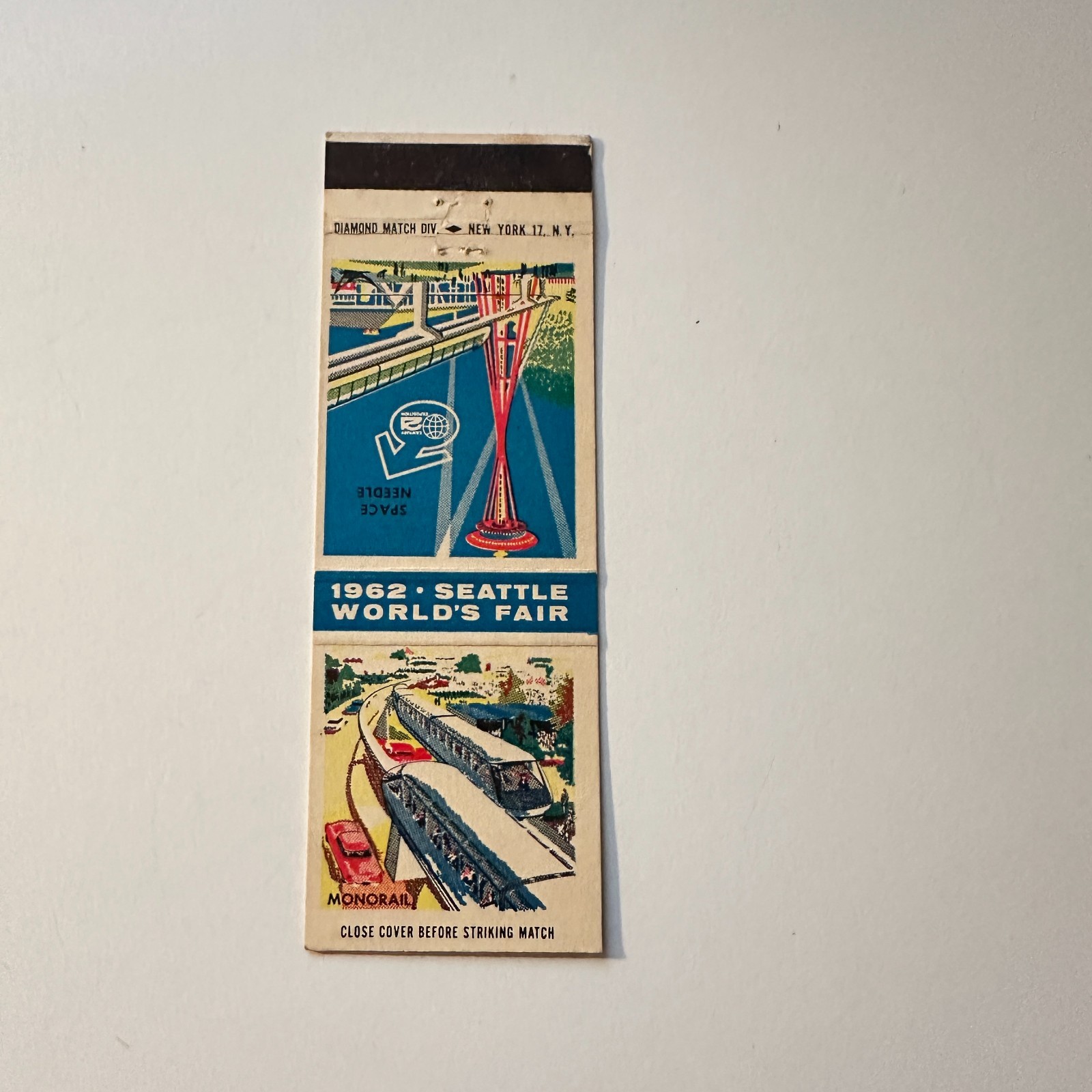 1962 Seattle World\'s Fair Monorail Space Needle Vintage Matchbook Cover 5MB126-1