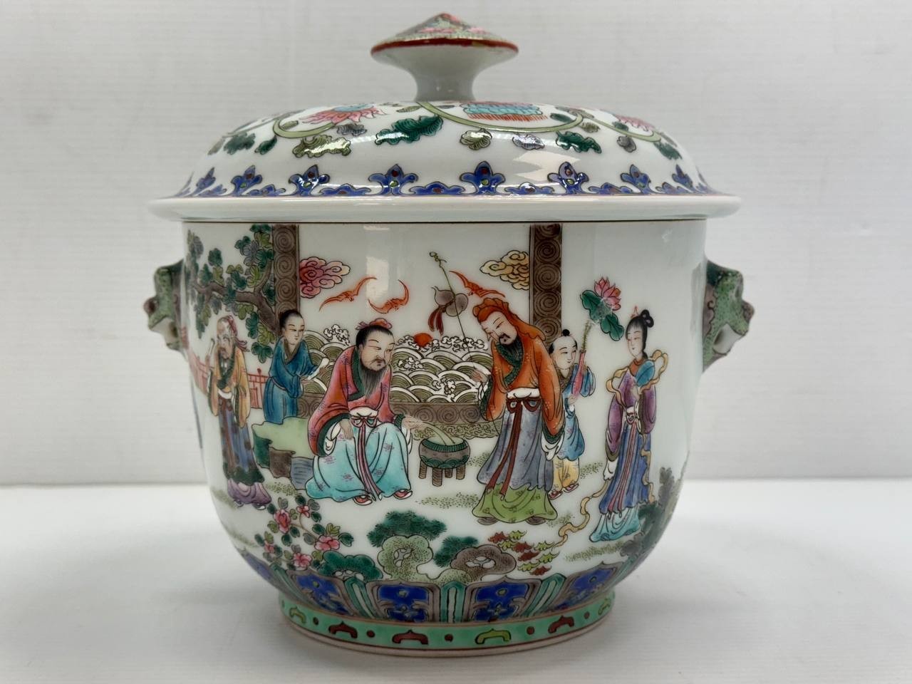 Vintage Chinese Famille Rose Porcelain Lidded Jar – Qianlong Mark, Court Figures