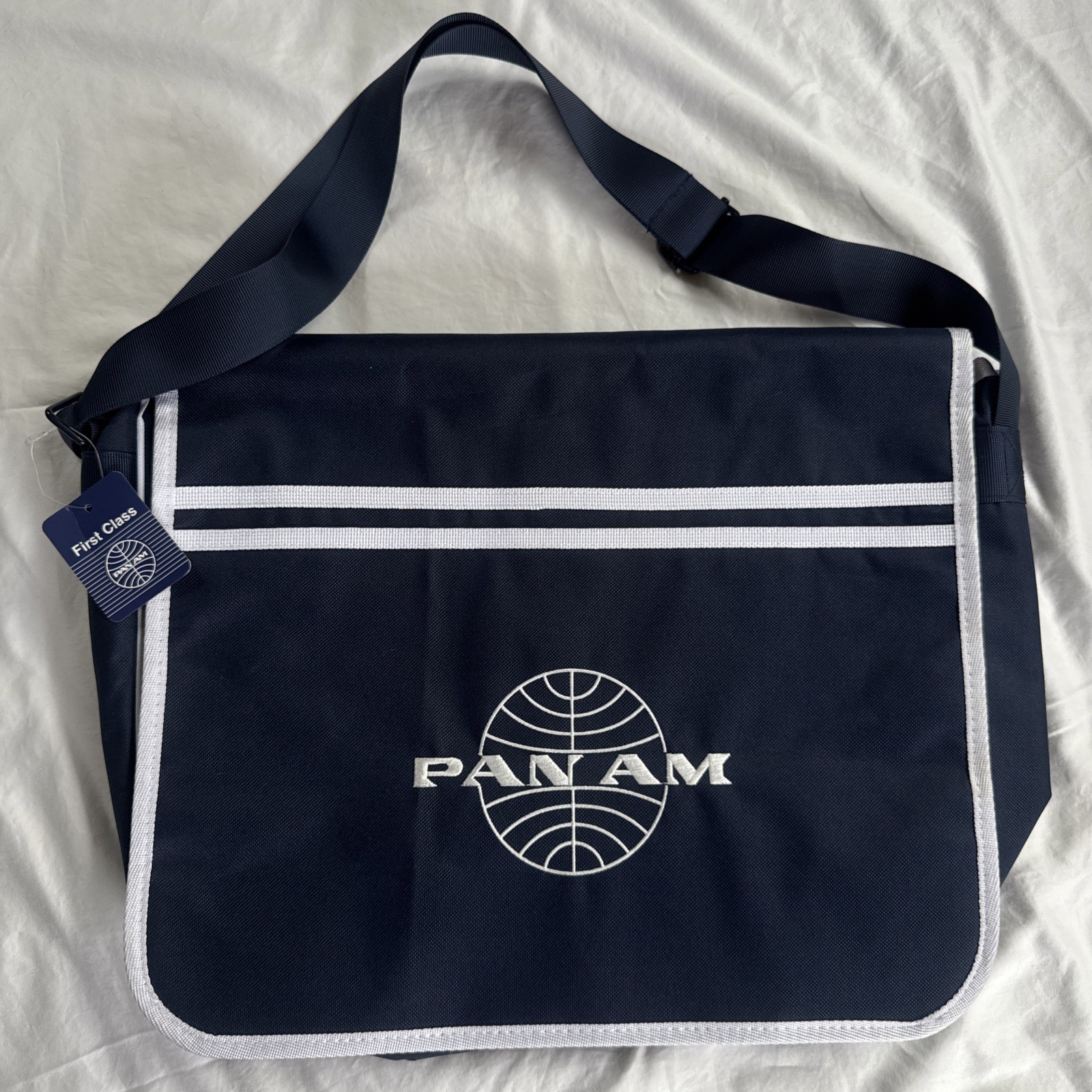 Pan Am Retro Messenger Bag Navy White NWT Crossbody Laptop Airline Travel Bag