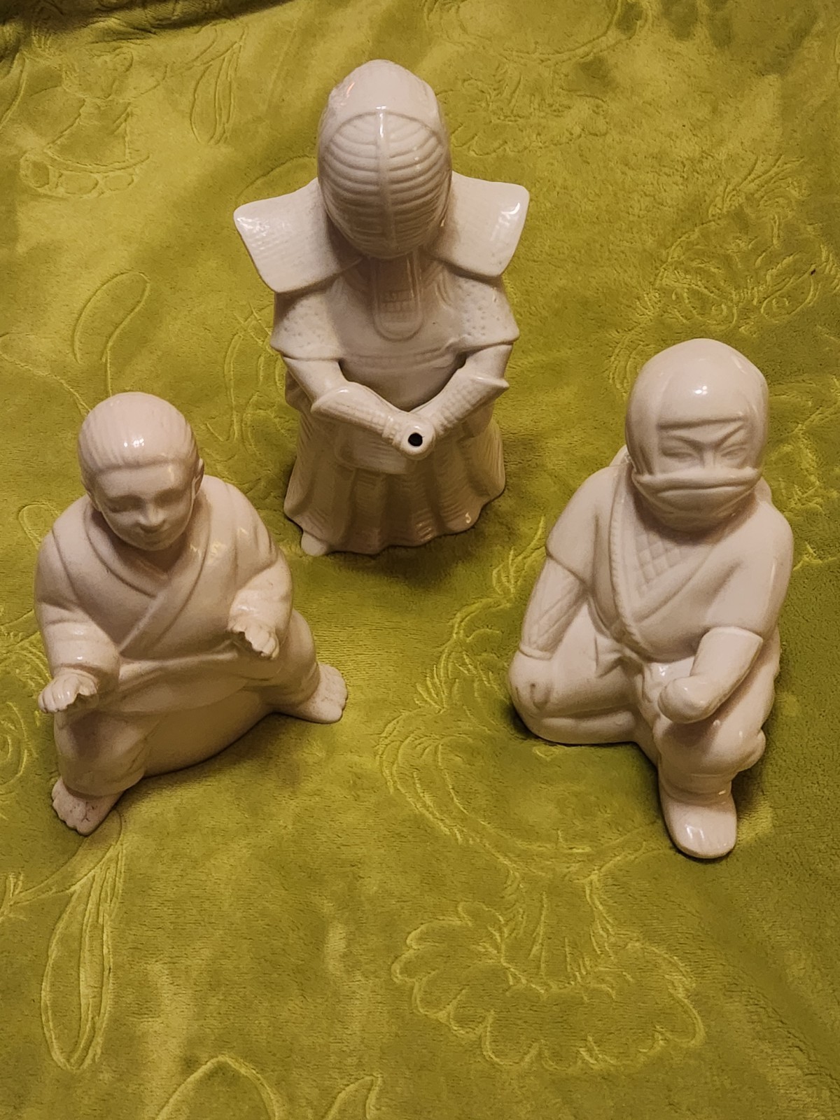 Three Vintage Benihana Asian Drinking Figurines Three Vintage Benihana Asian Drinking Figurines