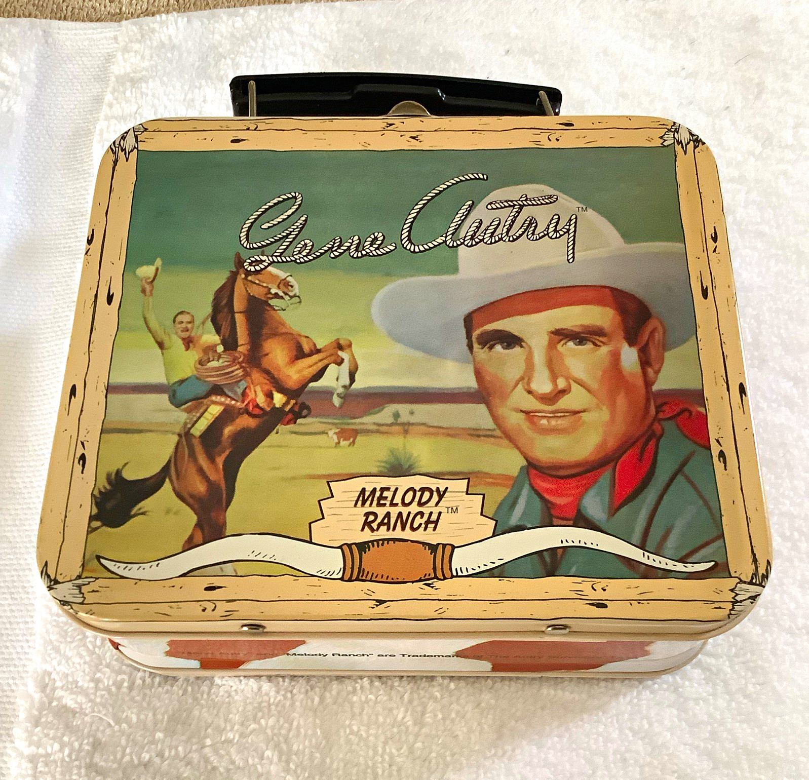 Gene Autry Melody Ranch Metal Lunchbox with Watch & Accessories Collectible