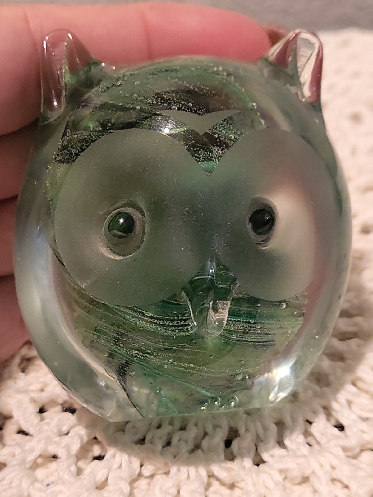 Kerry Glass Owl Ireland green art glass  figurine small paperweight