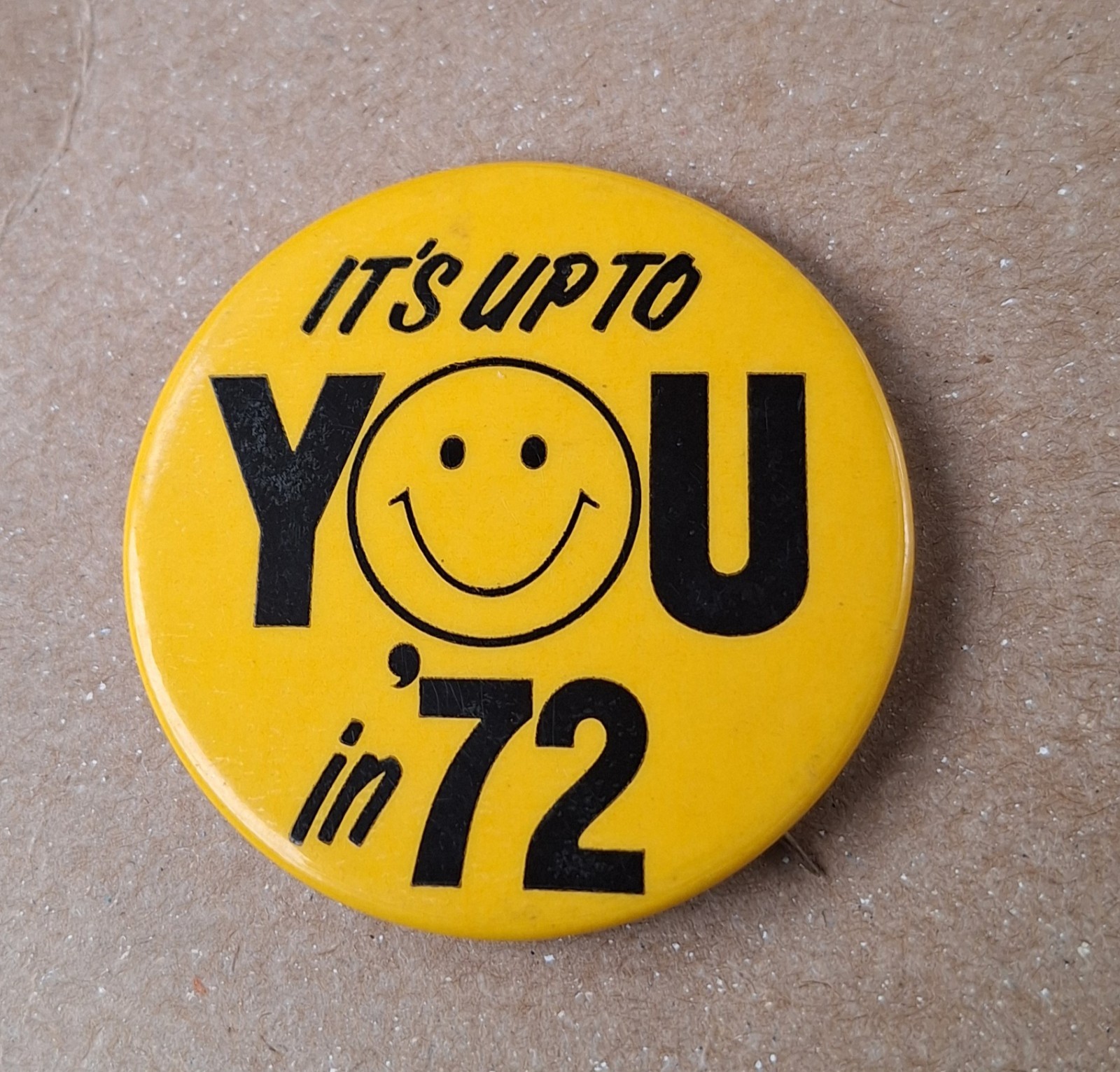 vintage 1972 voter encouragement, Smiley Face pinback button