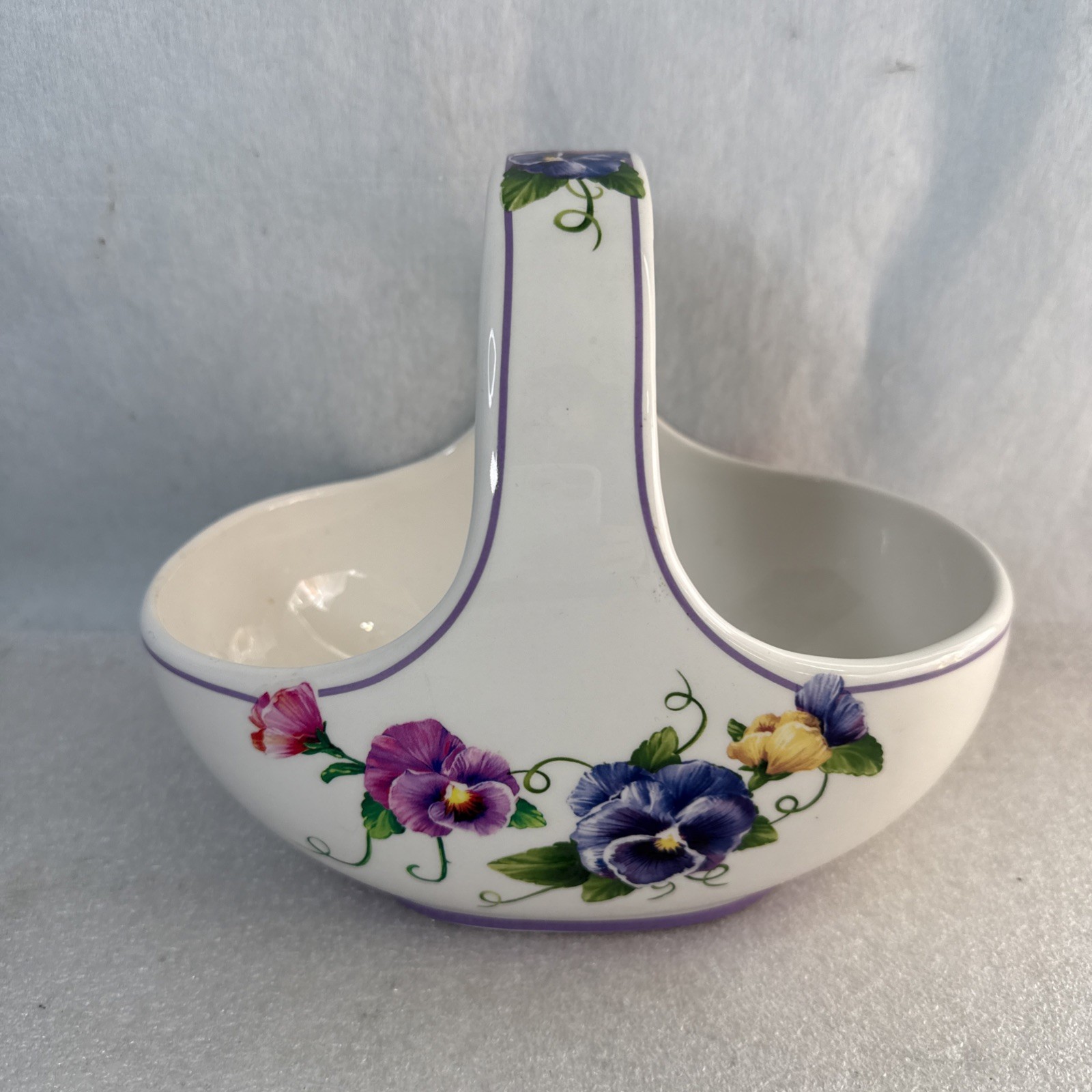 TELEFLORA White Porcelain 9