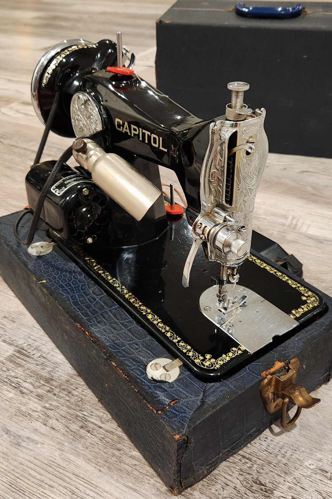 Vintage Japanese-made Capitol sewing machine popular Singer Model 15 clone Works Vintage Japanese-made Capitol sewing machine popular Singer Model 15 clone Works