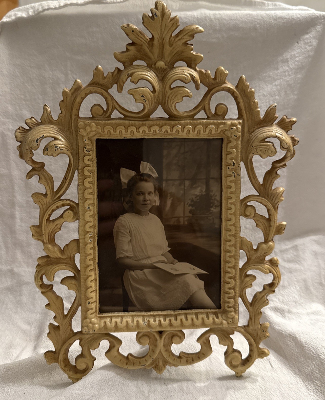 Vtg Wilton Cast Iron Picture Frame Ornate Gilt Scholfield Bros Westerly RI Photo