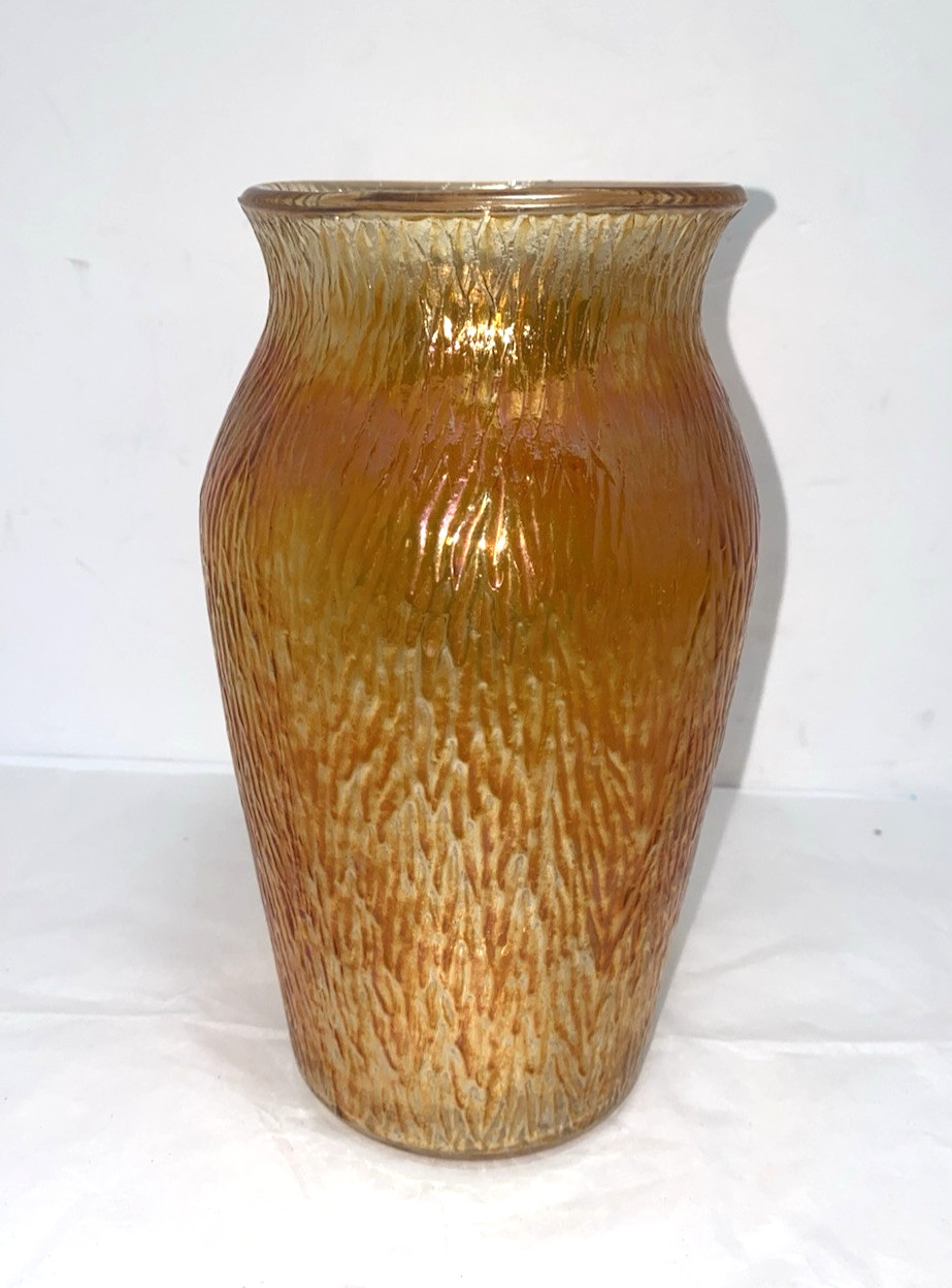 VTG Jeannette Marigold Carnival Glass Tree Bark 7.5