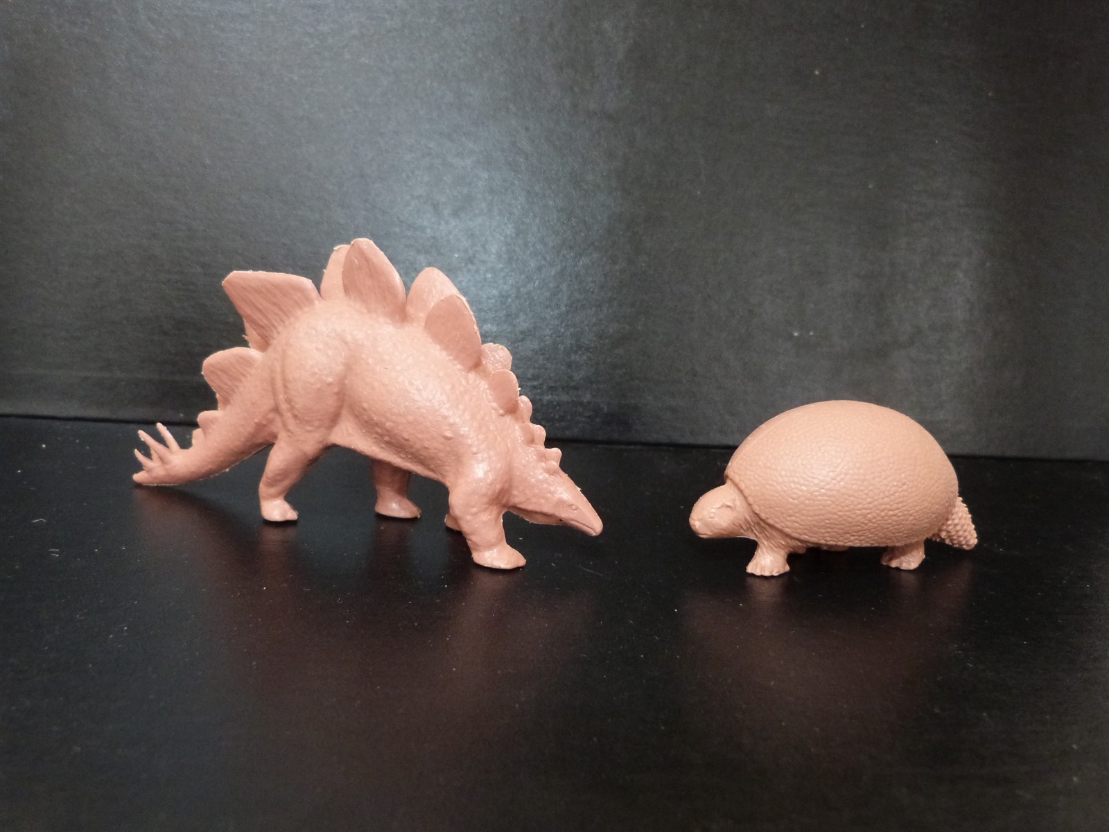 Invicta British Museum Natural History Glyptodon Stegosaurus dinosaur figure lot