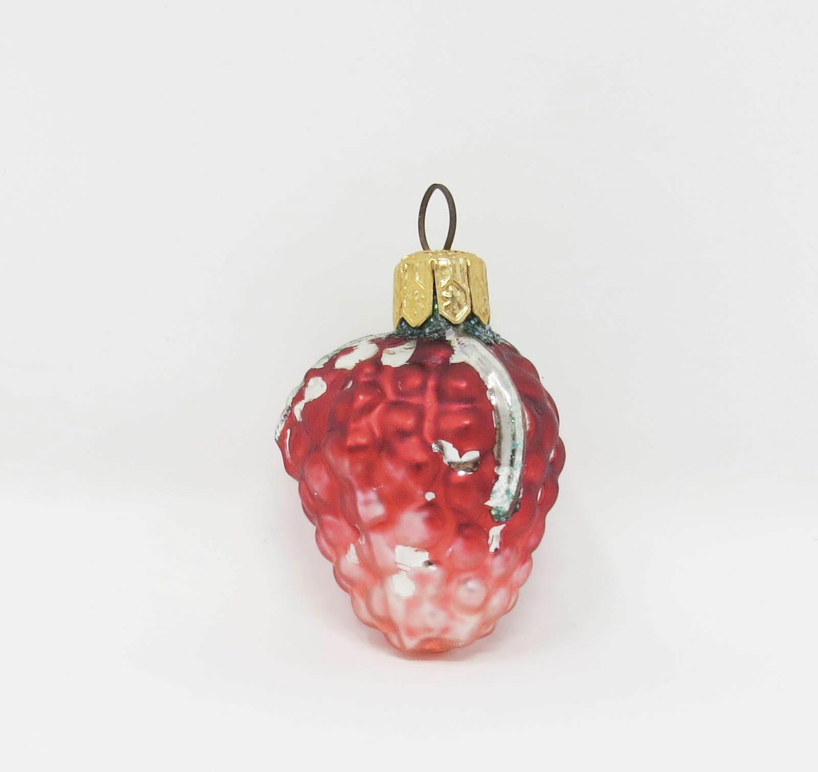 Vtg Mini Shabby Chic Berry Raspberry Christmas Ornament ~ Poland ~ 1-1/2\