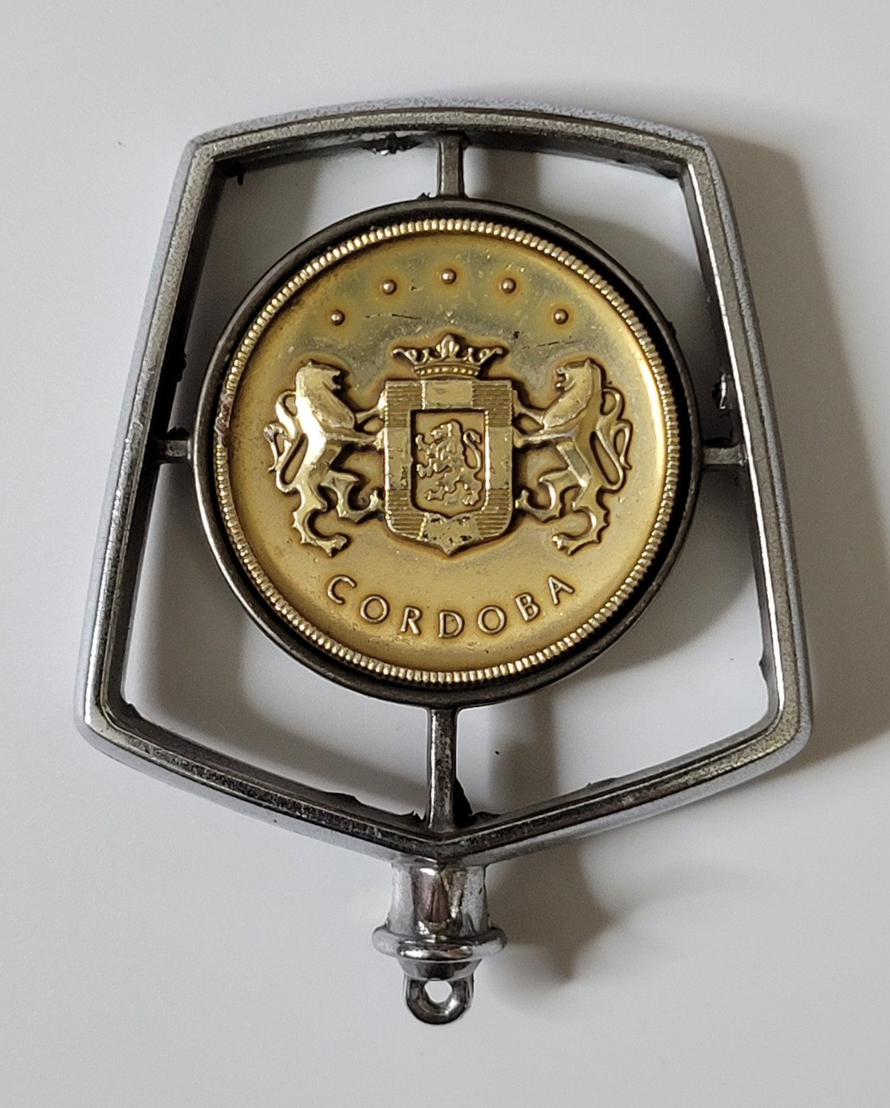 1975-1979 CHRYSLER CORDOBA Hood Ornament top piece vtg
