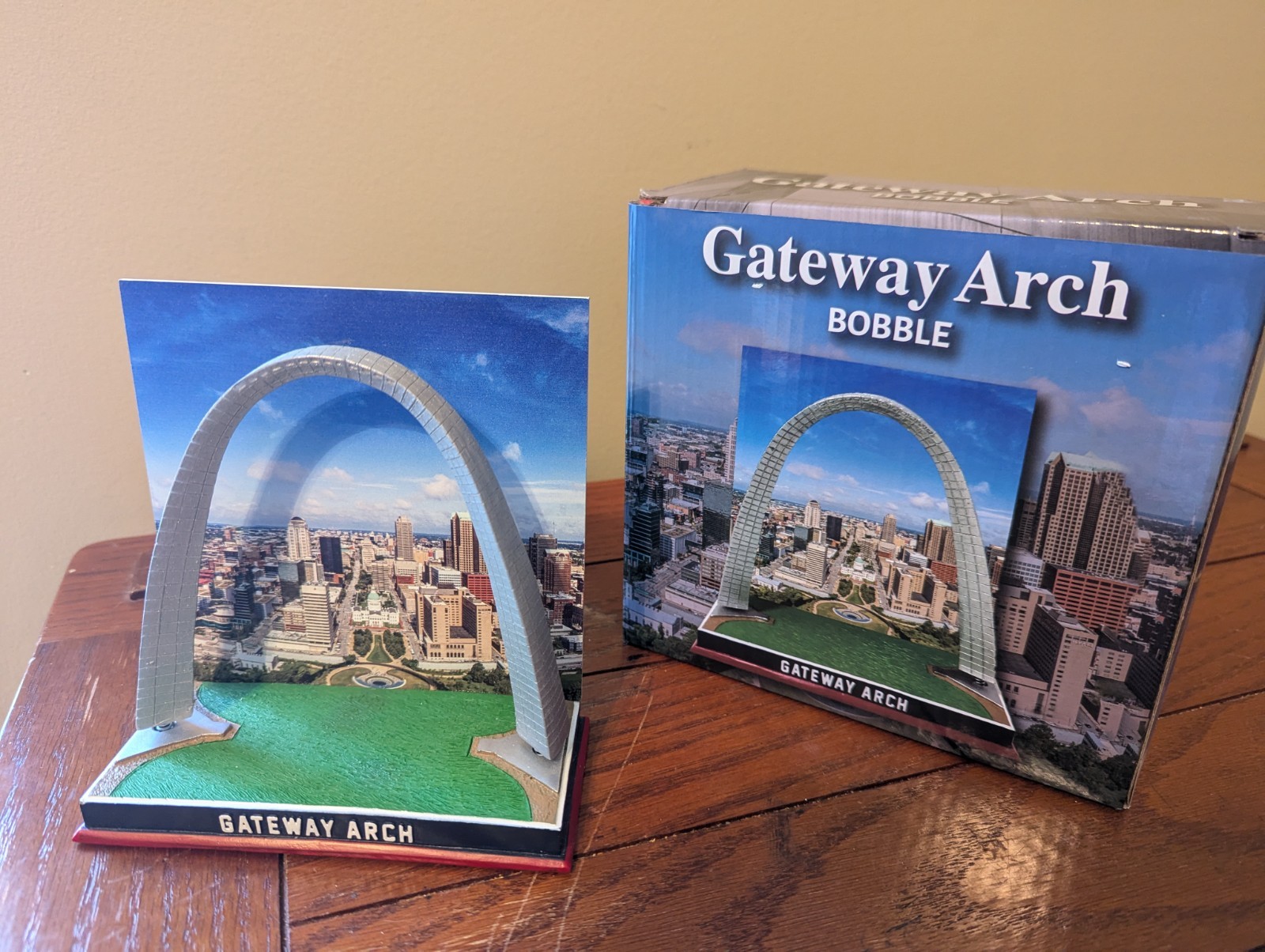 Gateway Arch 2022 Limited Edition Anniversary Bobblehead 180 of 1,965 NIB Gateway Arch 2022 Limited Edition Anniversary Bobblehead 180 of 1,965 NIB