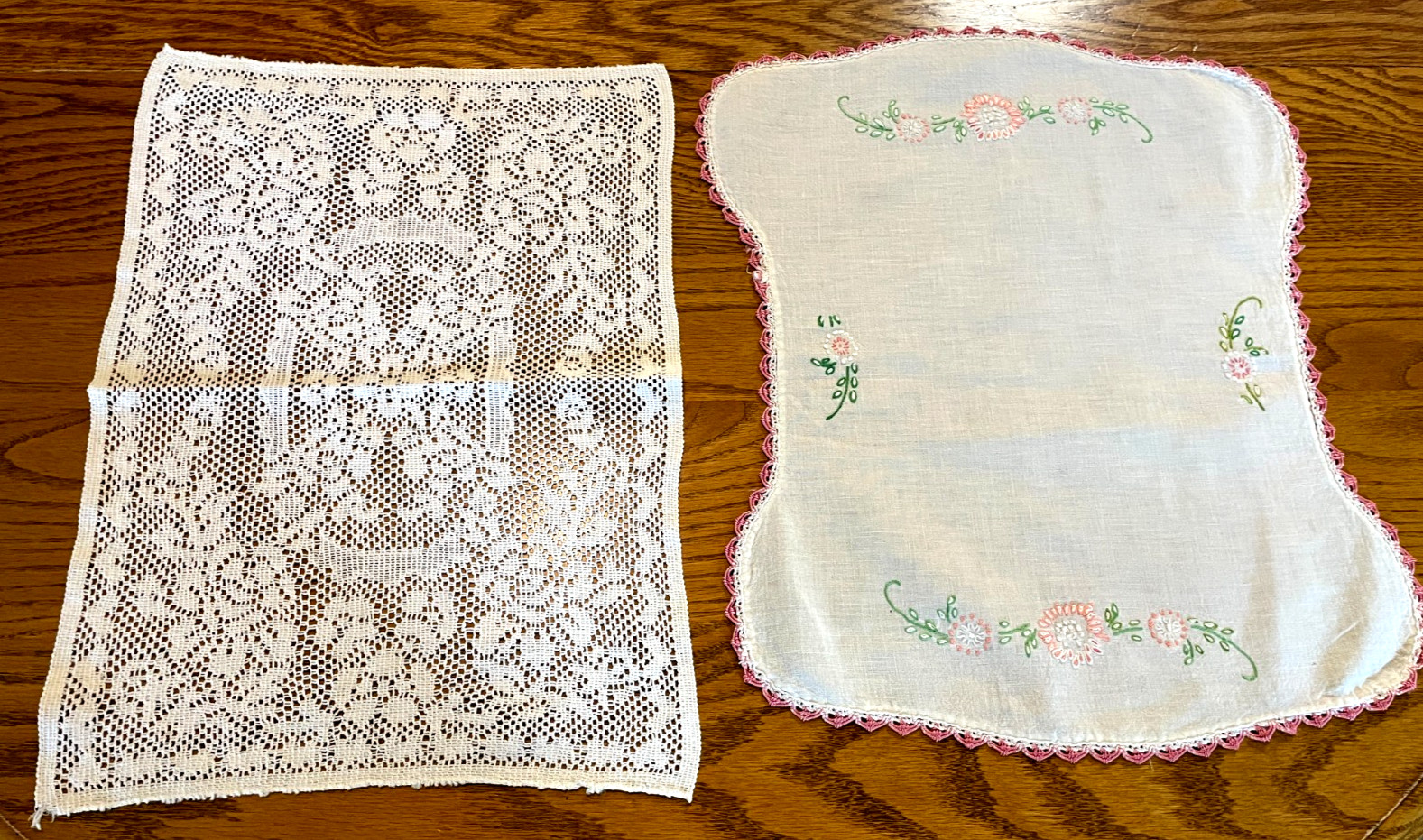 VTG 2 Pc, Embroidery, 1/2\