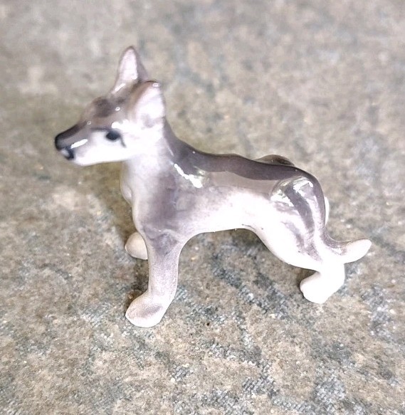 Vintage Miniature German Shepherd Figurine Trinket Box Porcelain Gray Dog 1.25\