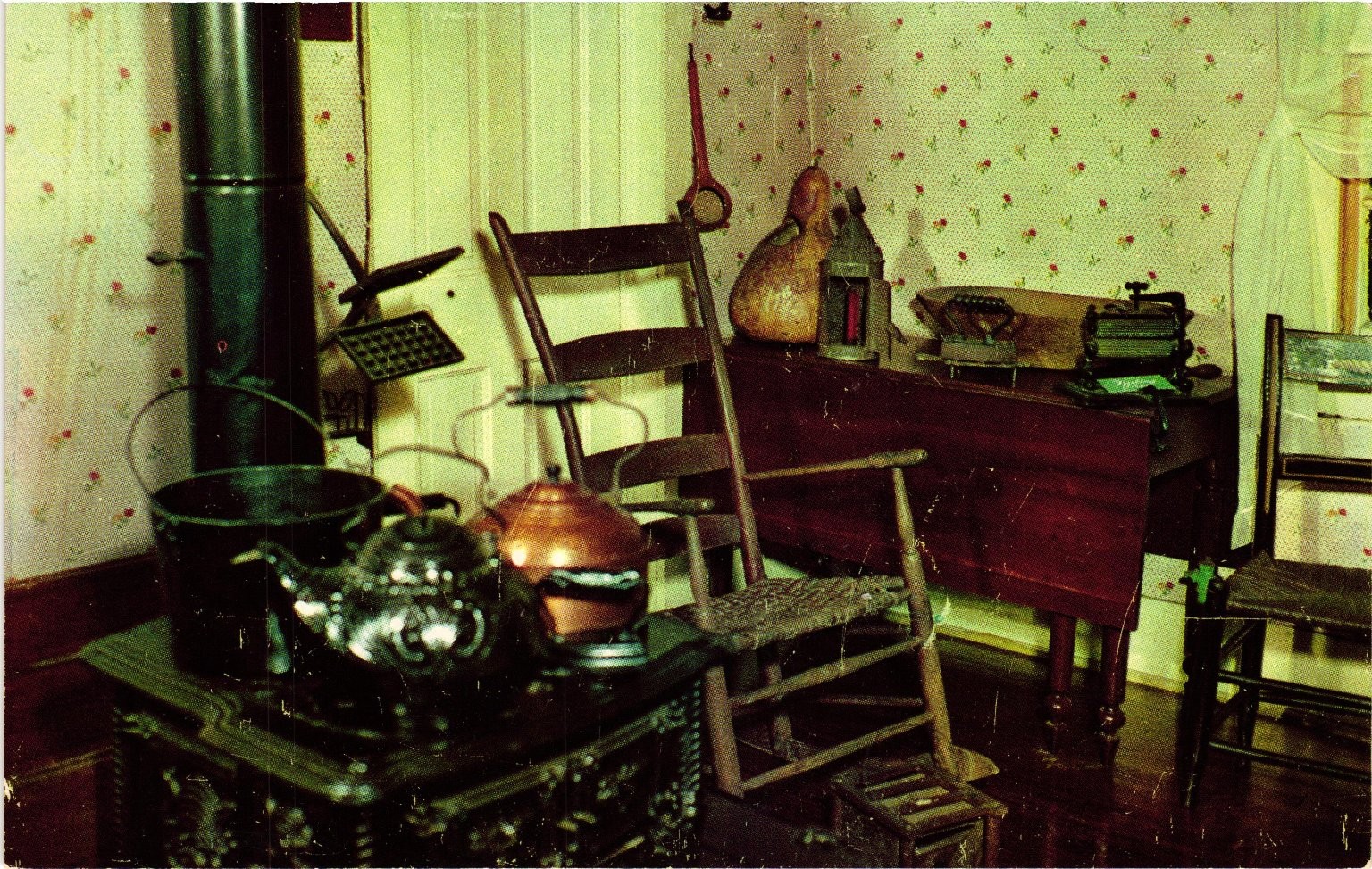 Vintage Mark Twain Boyhood Home Kitchen Postcard Hannibal MO Vintage Mark Twain Boyhood Home Kitchen Postcard Hannibal MO