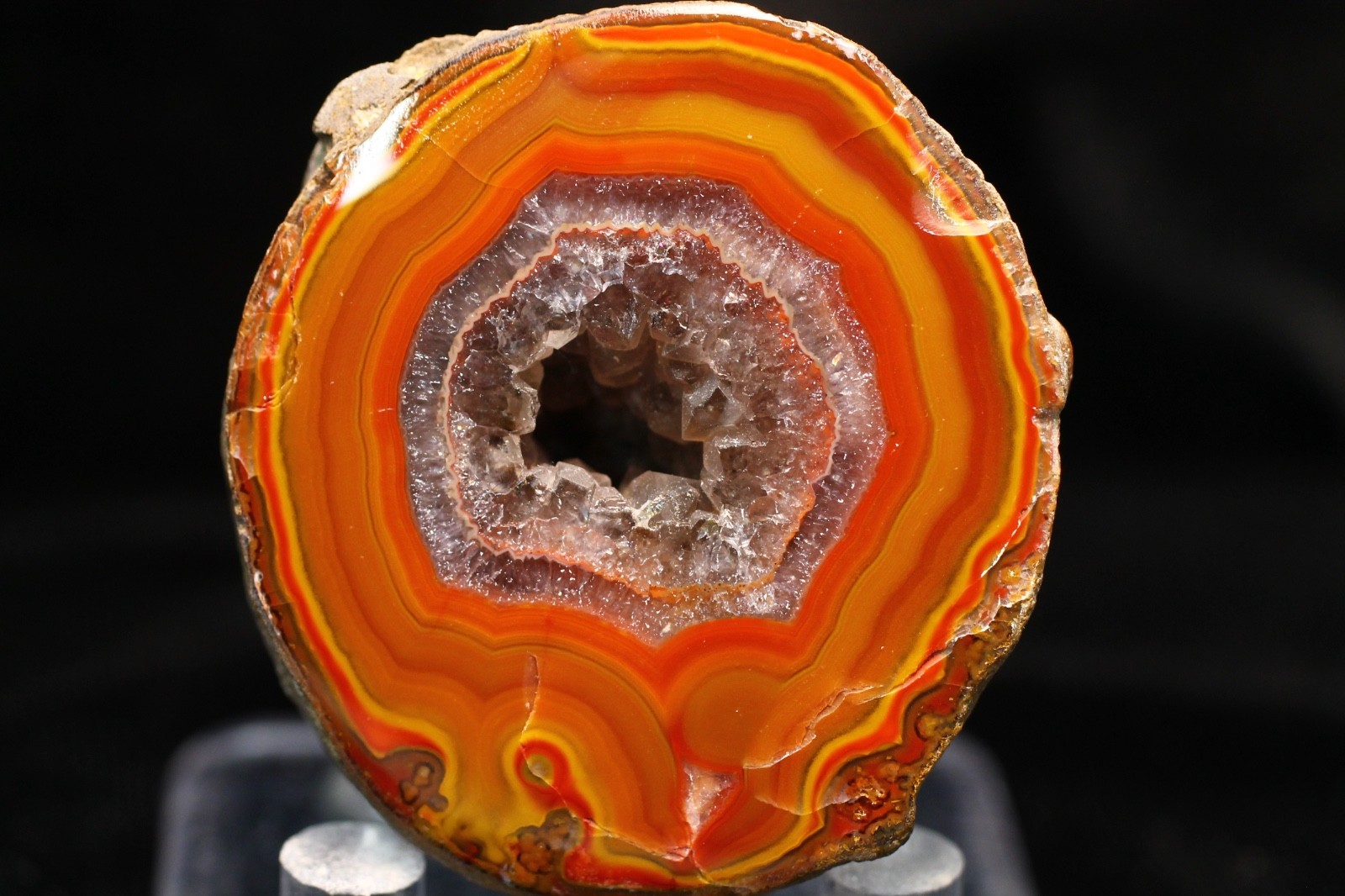 Fighting Blood Agate, Amethyst Center, Hebei, China