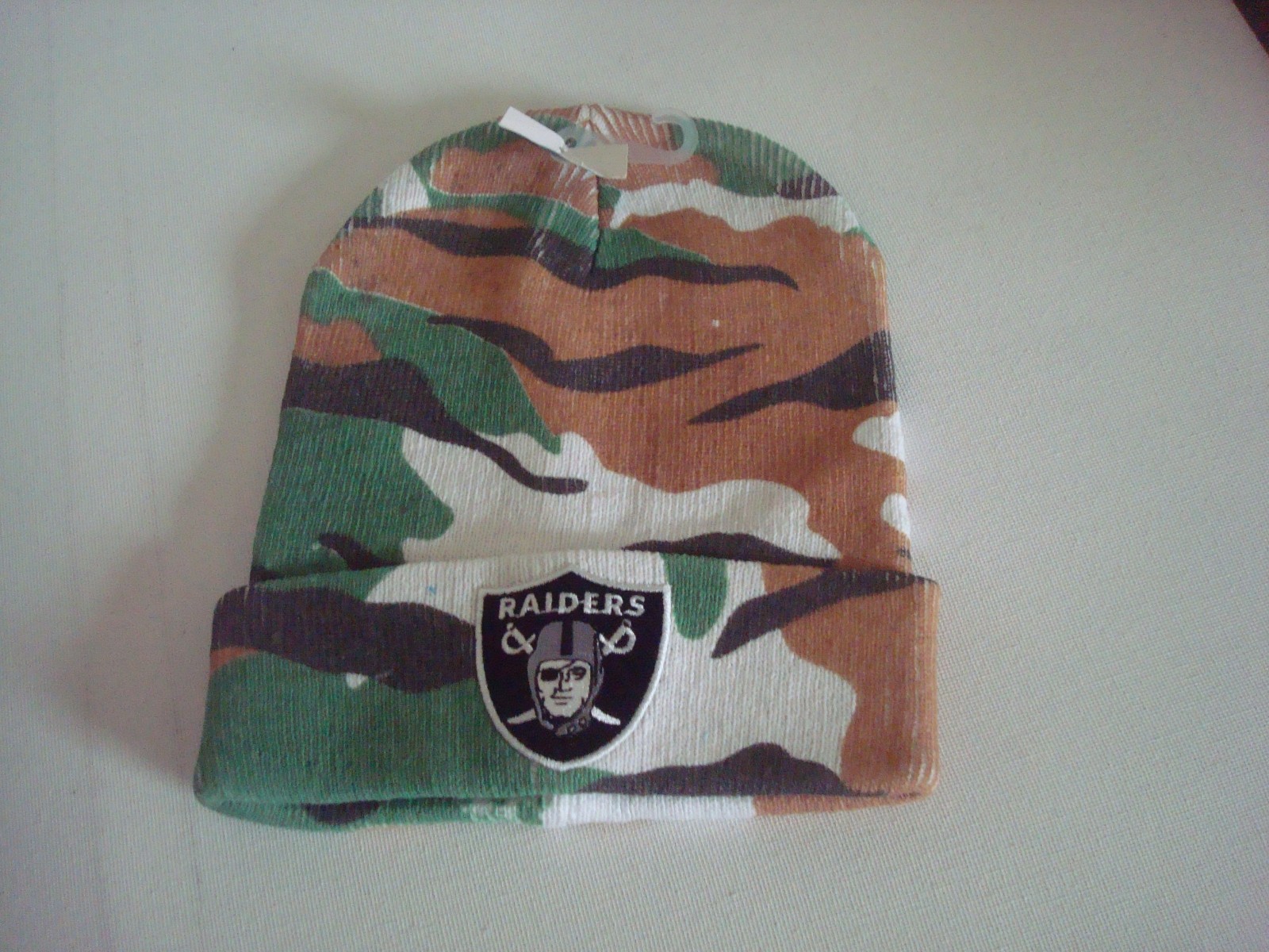 OAKLAND RAIDERS CAMO SKI BEANIE TOBOGGAN HAT CAP VINTAGE DEADSTOCK ST5 OAKLAND RAIDERS CAMO SKI BEANIE TOBOGGAN HAT CAP VINTAGE DEADSTOCK ST5