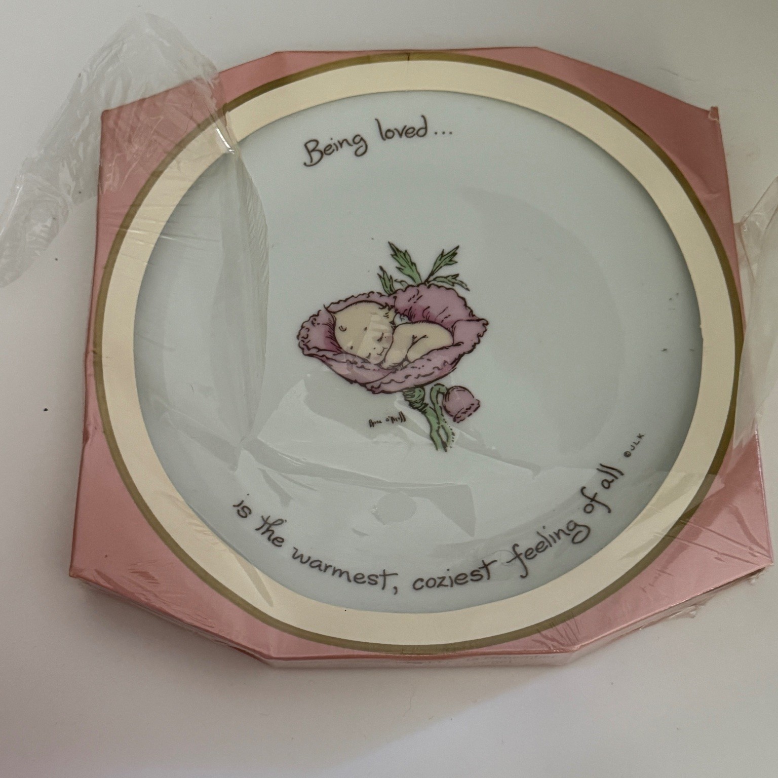 NOS 1973 Rosie O'Neil Kewpie Collector Plate Being Loved Genuine Porcelain