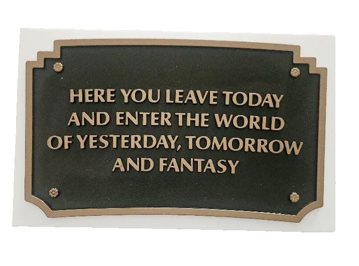 Disney D23 Gold Member Disneyland Park Entrance Replica Plaque New