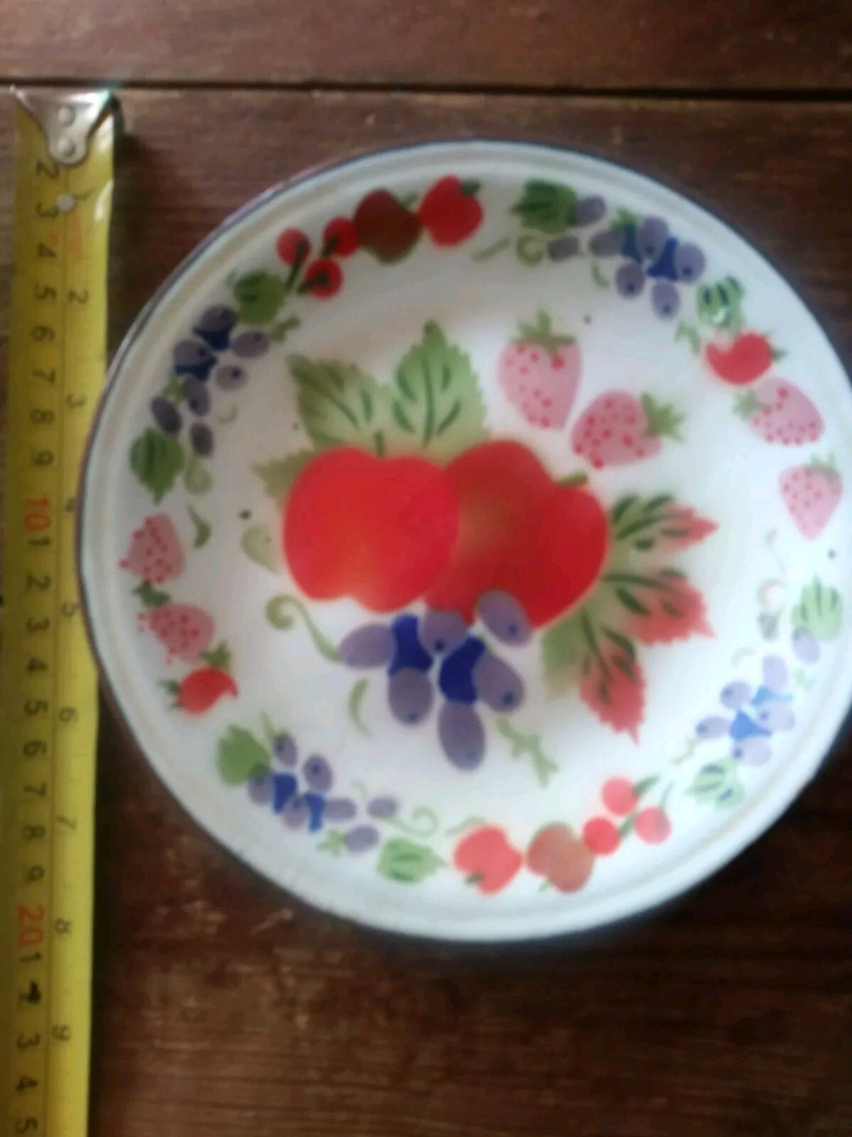 Small enamel  fruit plate apples strawberries grapes kitchen enamelware chic