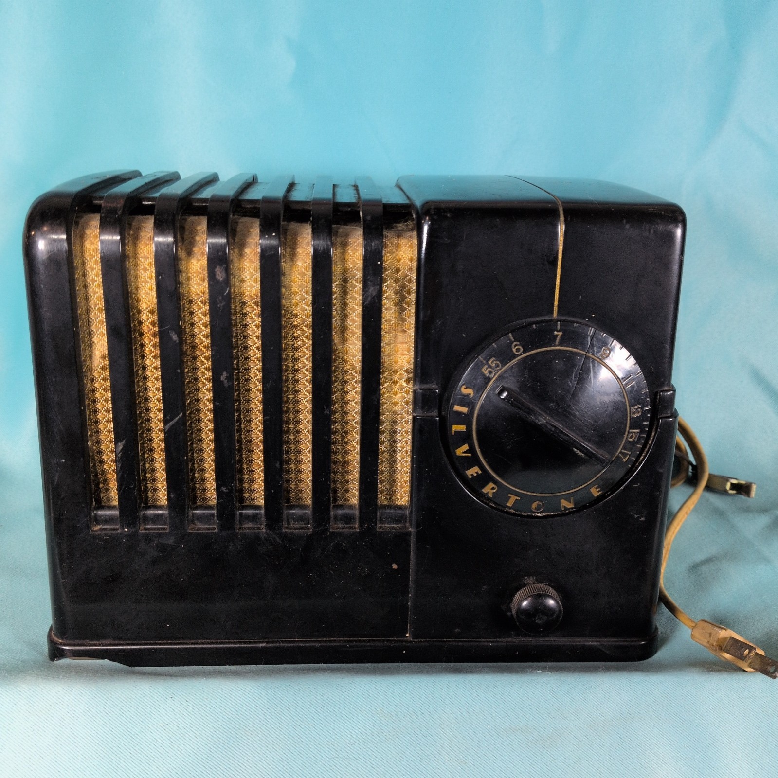 Vintage 1936 Sears Silvertone 4500 Streamliner Art Deco Bakelite Tube Radio 
