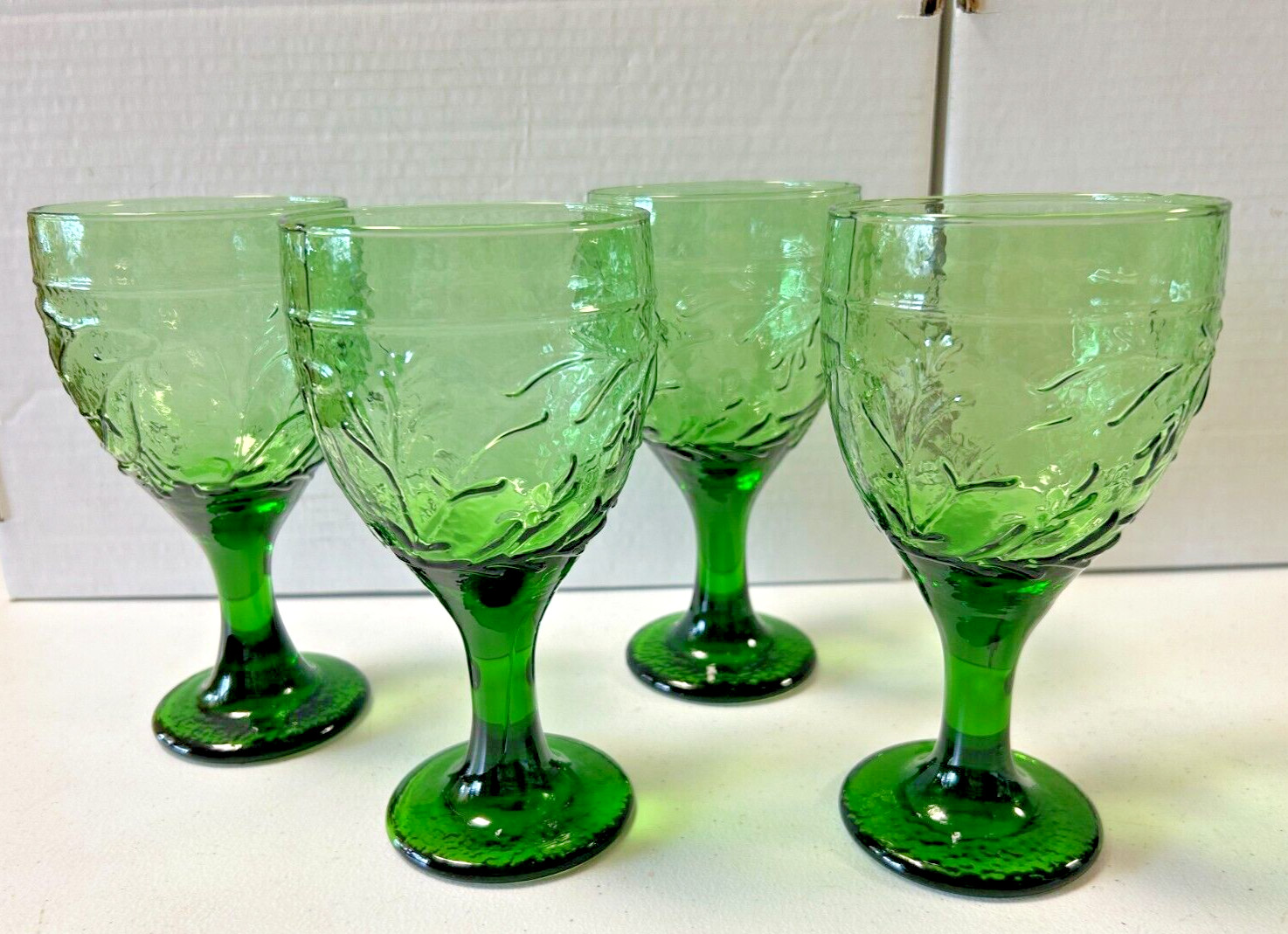 4 Vintage Green Libbey Goblet Stemmed Footed Water Wine Emboss Drinking Glasses