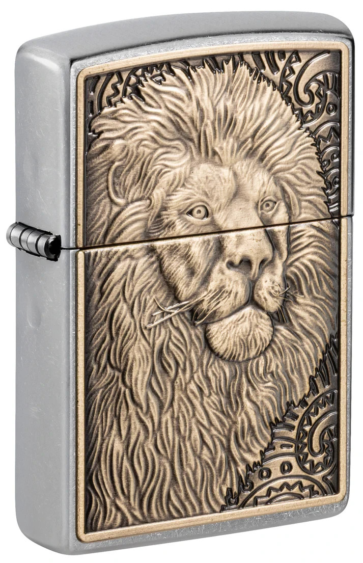 Zippo 47171, Noble Lion Design, Emblem, Street Chrome Finish Lighter