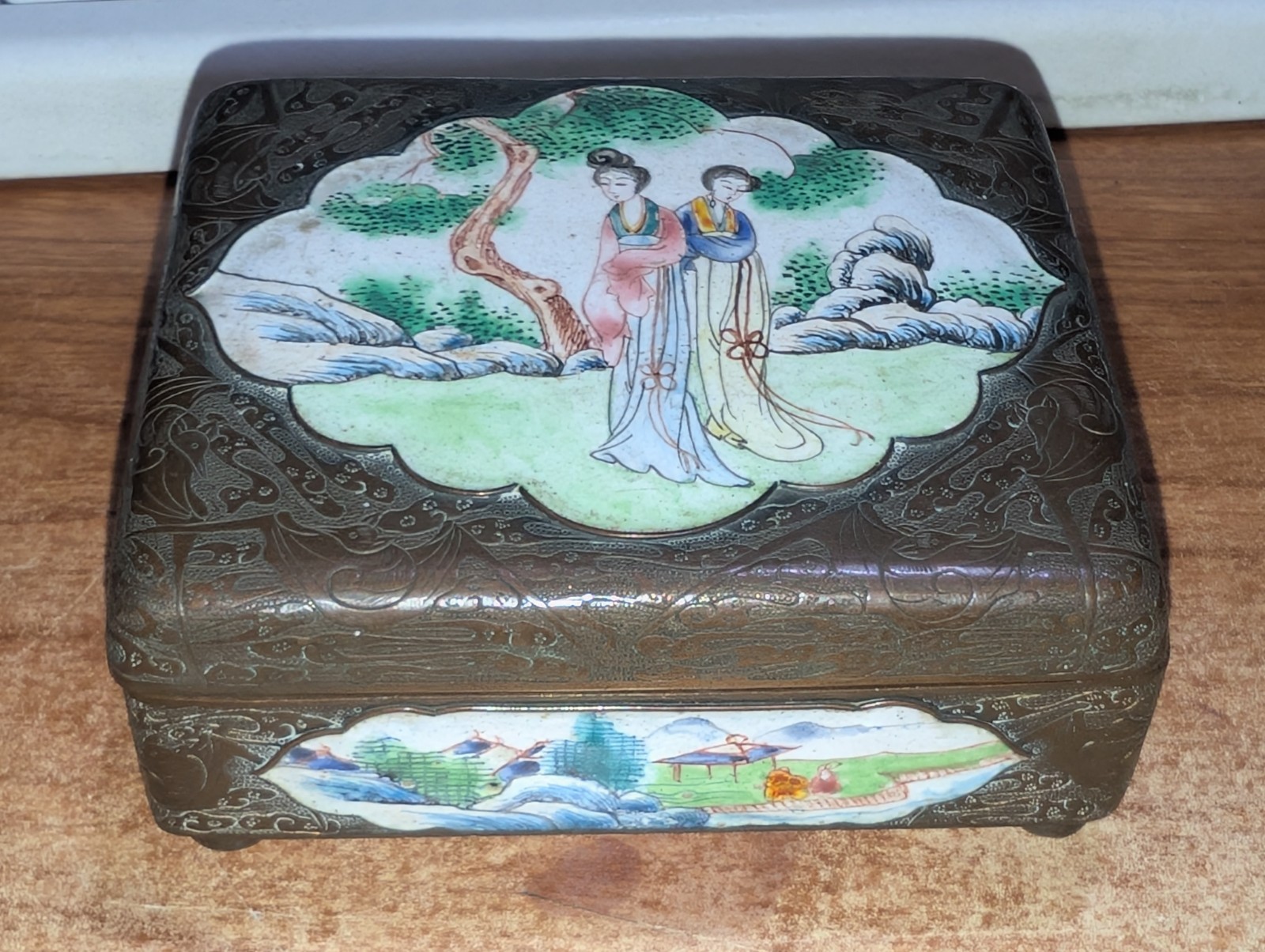 Vintage Chinese Enamel Cloisonne Brass Jewelry Box 4 Vintage Chinese Enamel Cloisonne Brass Jewelry Box 4