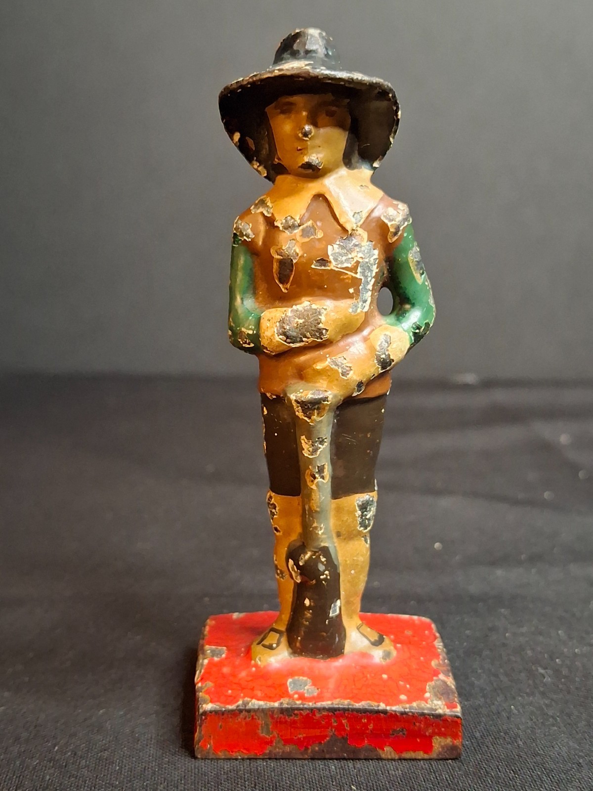 Antique Hubley Cast Iron Pilgrim Paperweight Figurine Original Paint 1920s