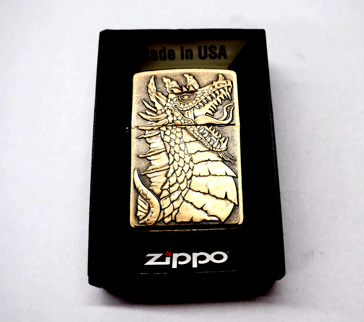 Amaziing Brass Fierce Dragon Emblem  Zippo Lighter