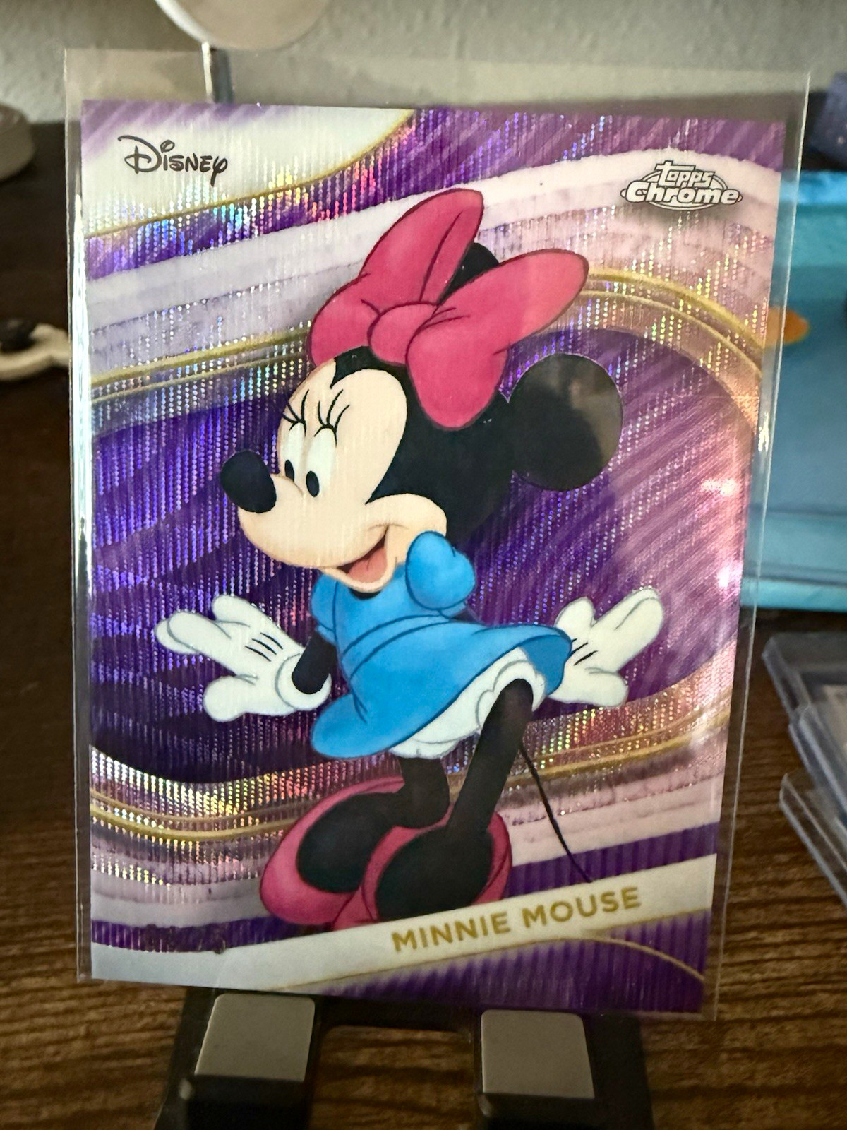 2025 Topps Chrome Disney Minnie Mouse #28 Purple Parallel 64/75 2025 Topps Chrome Disney Minnie Mouse #28 Purple Parallel 64/75