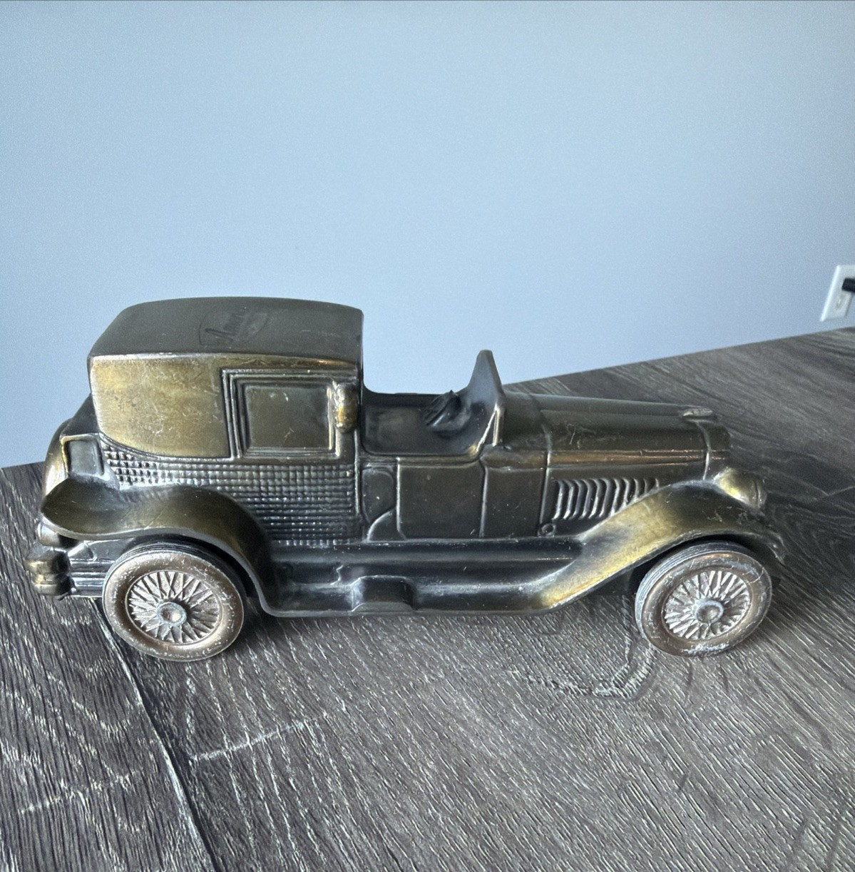 Vintage Banthrico Lincoln Brougham Car Coin Bank • 1974 Cast Metal • 7\