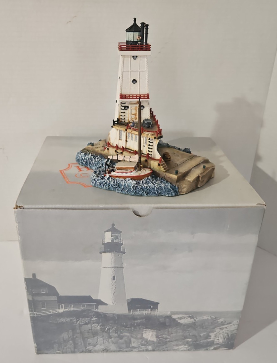 2004 Harbour Lights Ludington Pier Lighthouse Michigan w/Original Box 1931/5500
