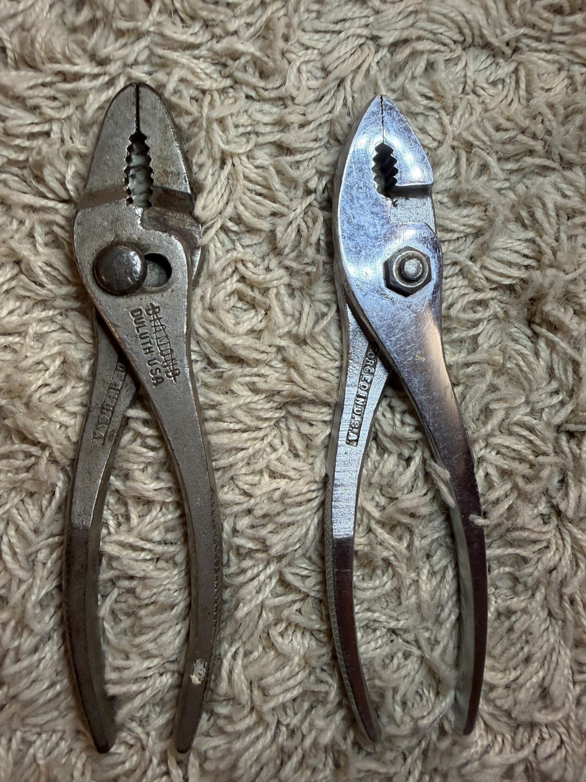 VINTAGE Set of 2 DIAMOND Pliers HORSESHOE 6\