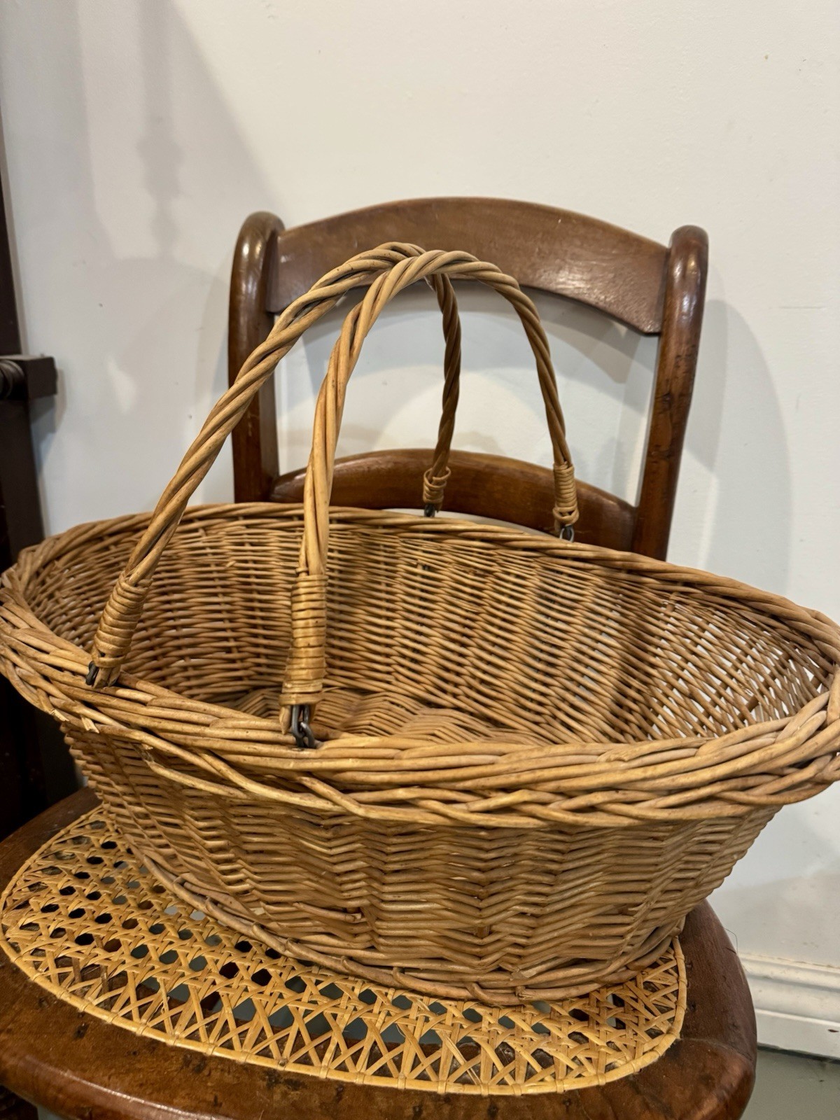 Vintage Wicker Market Basket Drop Swing Handles 21”x14”x7”