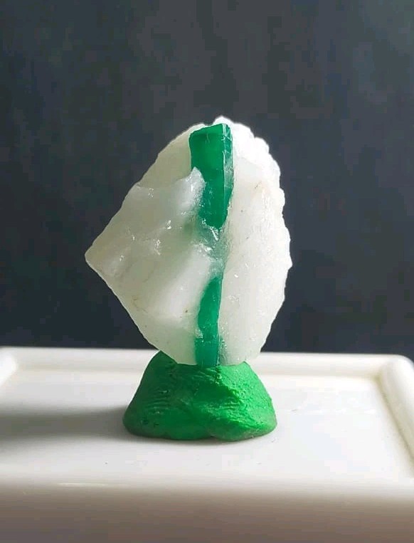 38 crt natural emerald Specimen from swat Pakistan