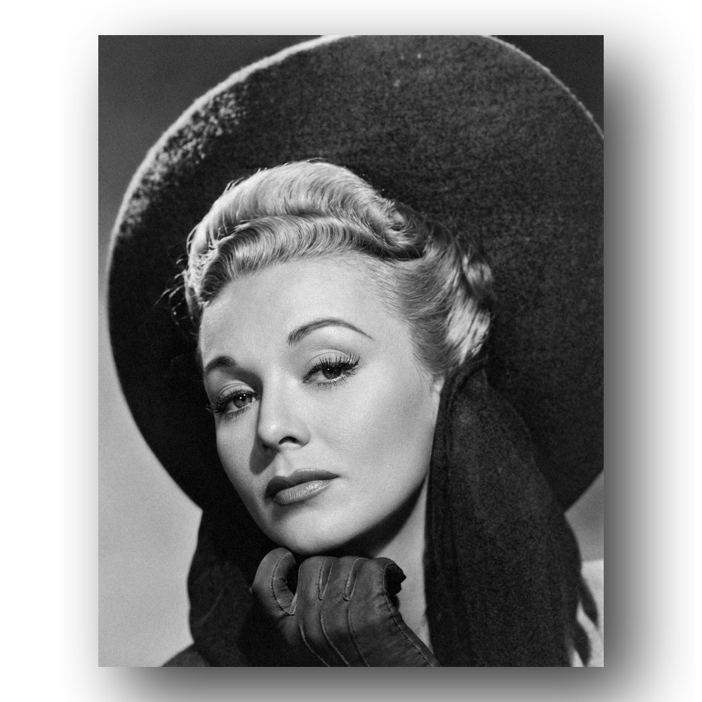 Carole Landis Photo 8x10 Glamour Portrait Hollywood Starlet Classic Beauty-7
