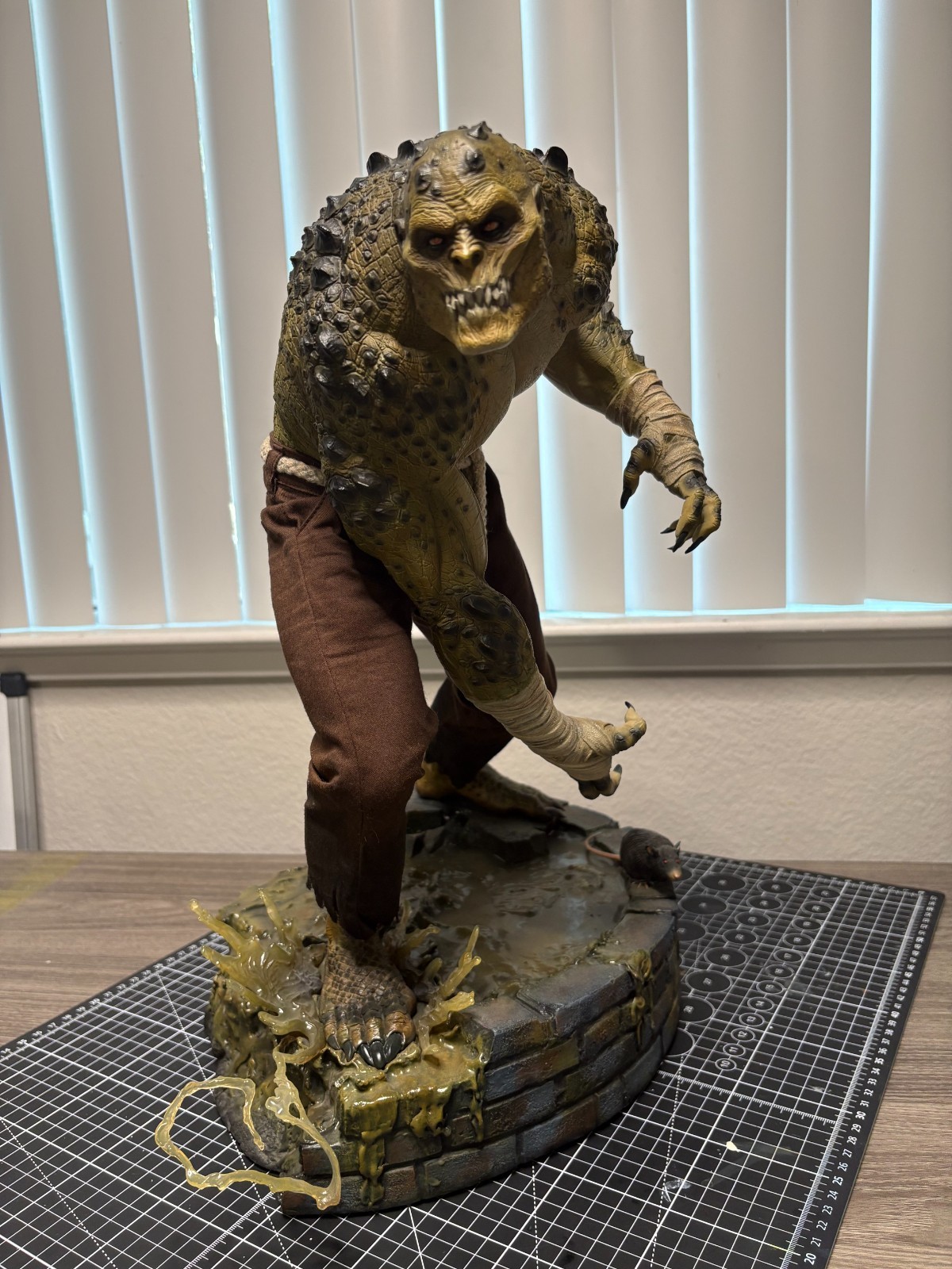 Sideshow Killer Croc Premium Format Figure statue