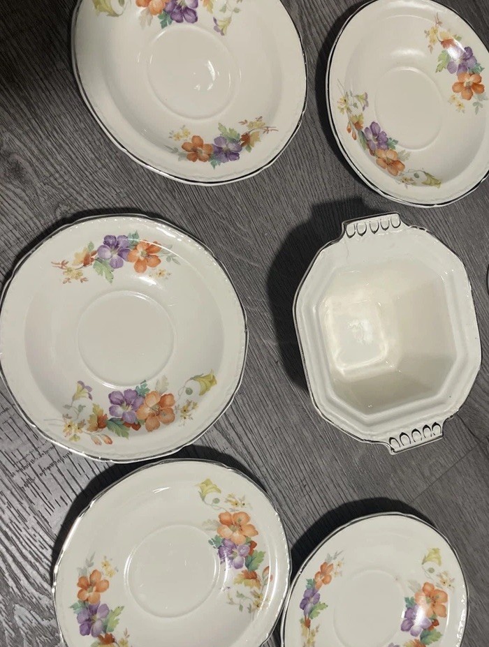 Vintage 1937 Edwin M Knowles Franklin Porcelain Plates W/sugar Bowl