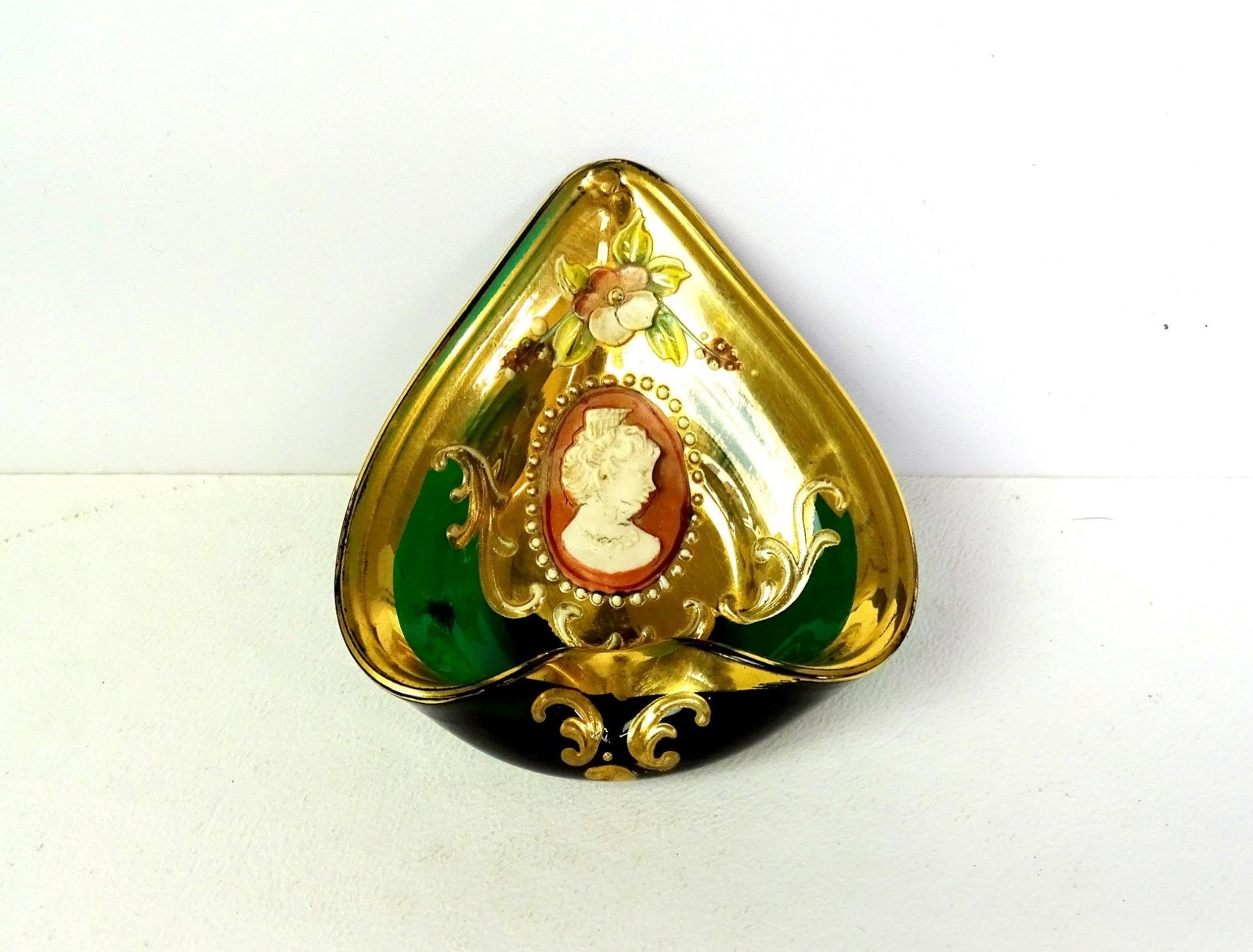 Murano Italy Art Glass Heart Cameo Lady Enamel Floral 3
