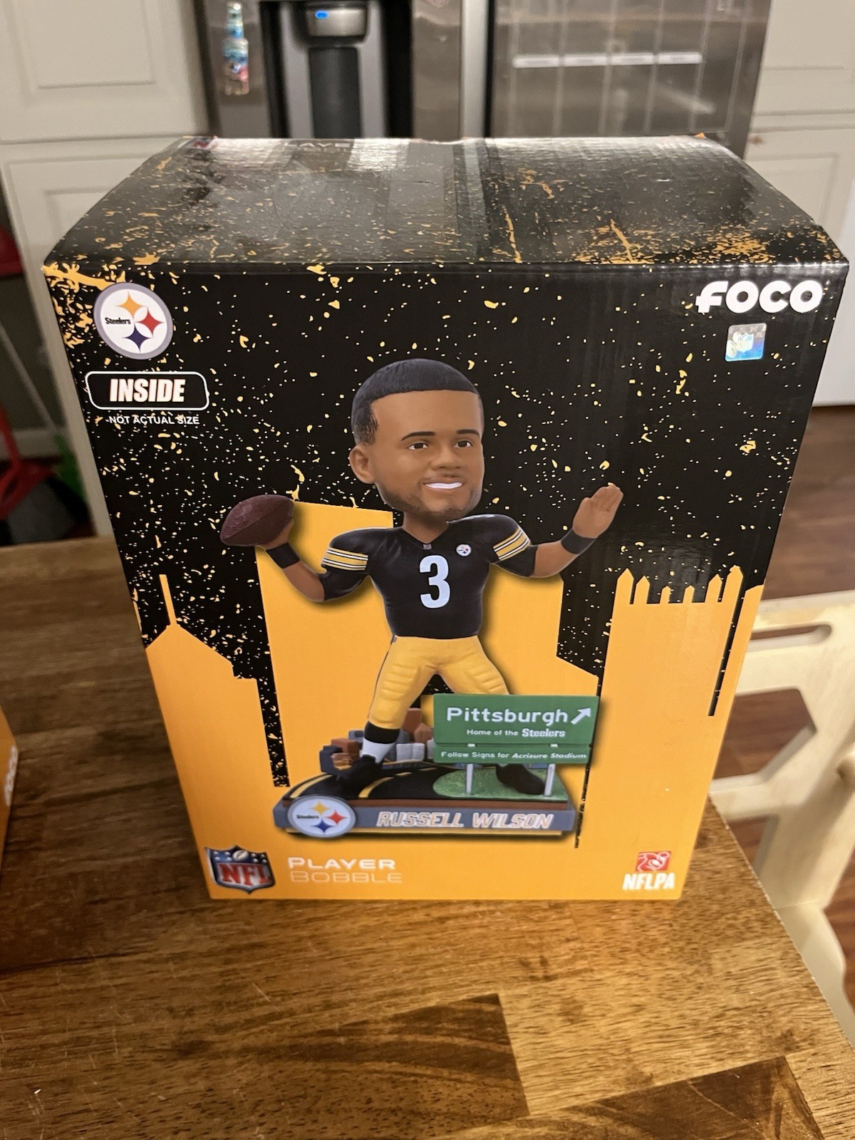 FOCO Russell Wilson Steelers Bobblehead