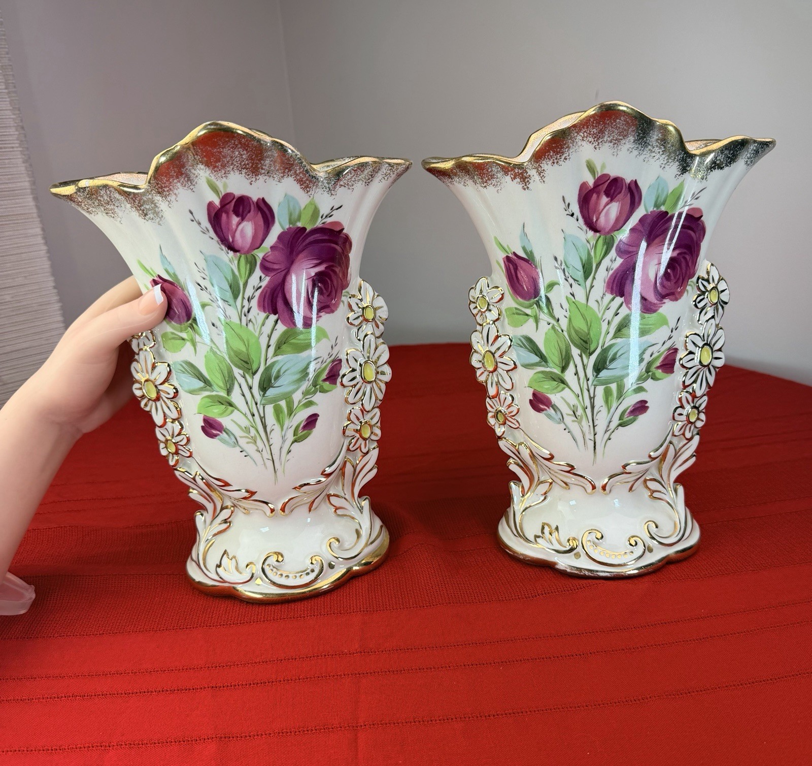 Antique Pair 19thC French Old Paris Porcelain Bridal Fan Vases Gilt Floral 10.5