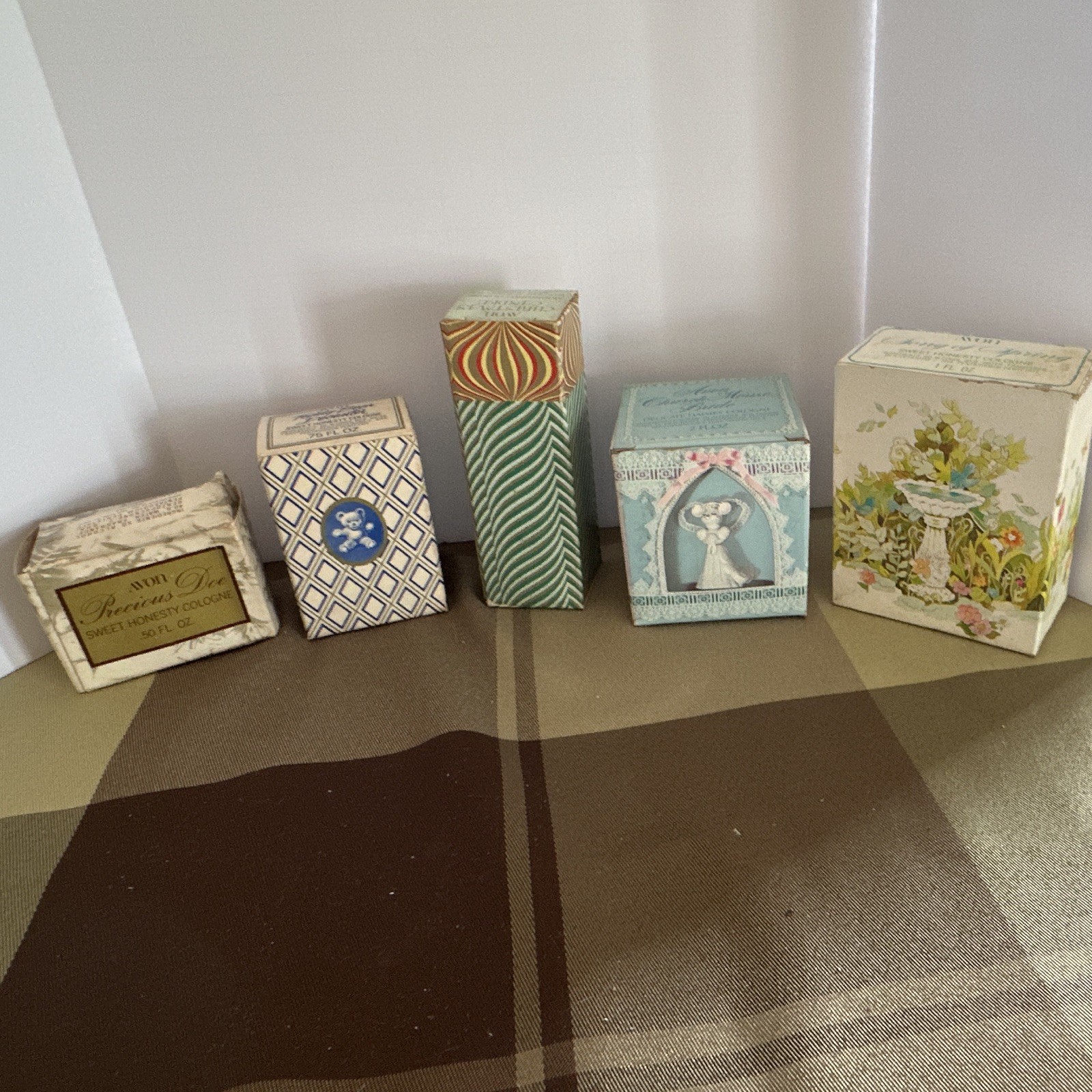 5 Avon oCologne Miniatures Precious Doe, Teddy Bear, Mouse Bride, song of Spring 5 Avon oCologne Miniatures Precious Doe, Teddy Bear, Mouse Bride, song of Spring