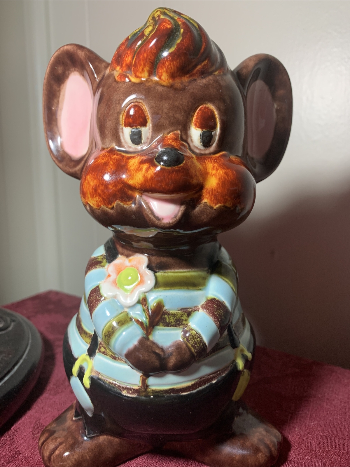 VNTG 1970\'s Holland Mold Ceramic Mouse With Flower Coin Bank/No Plug