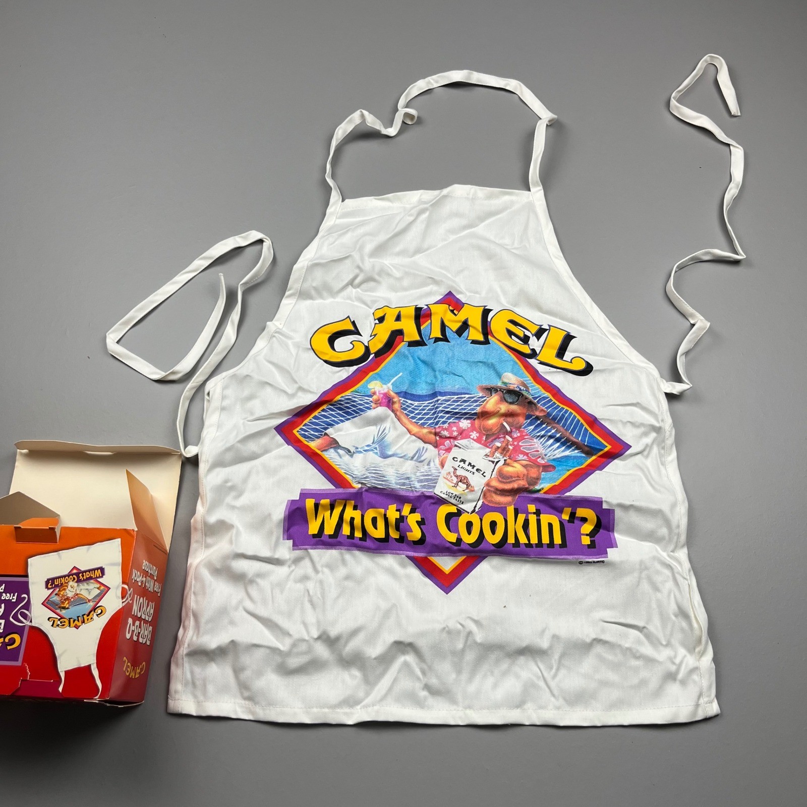 Camel Bar-B-Q Apron Unisex OS White Vintage 1993 Joe Camel What's Cookin Boxed Camel Bar-B-Q Apron Unisex OS White Vintage 1993 Joe Camel What's Cookin Boxed