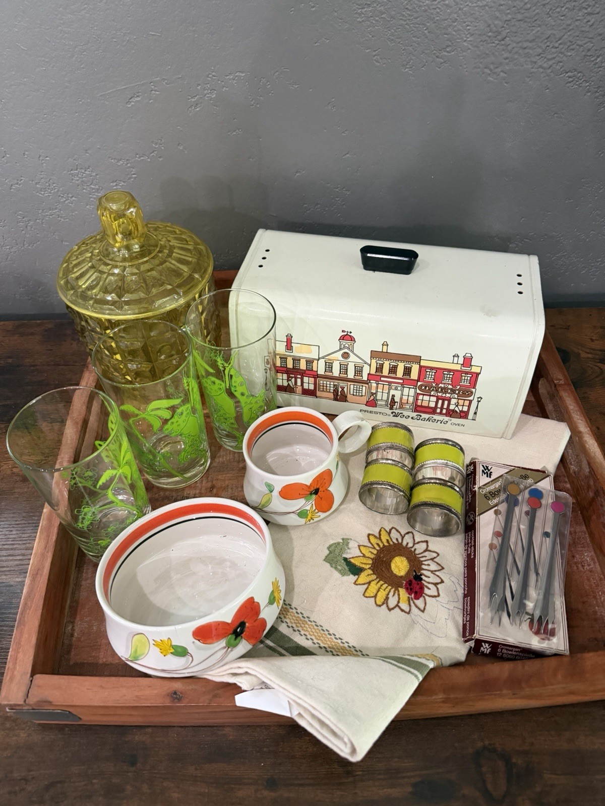 Grandma VTG-Now Junk Drawer Estate Sale Kitchen Lot-Mid Century Modern GM9