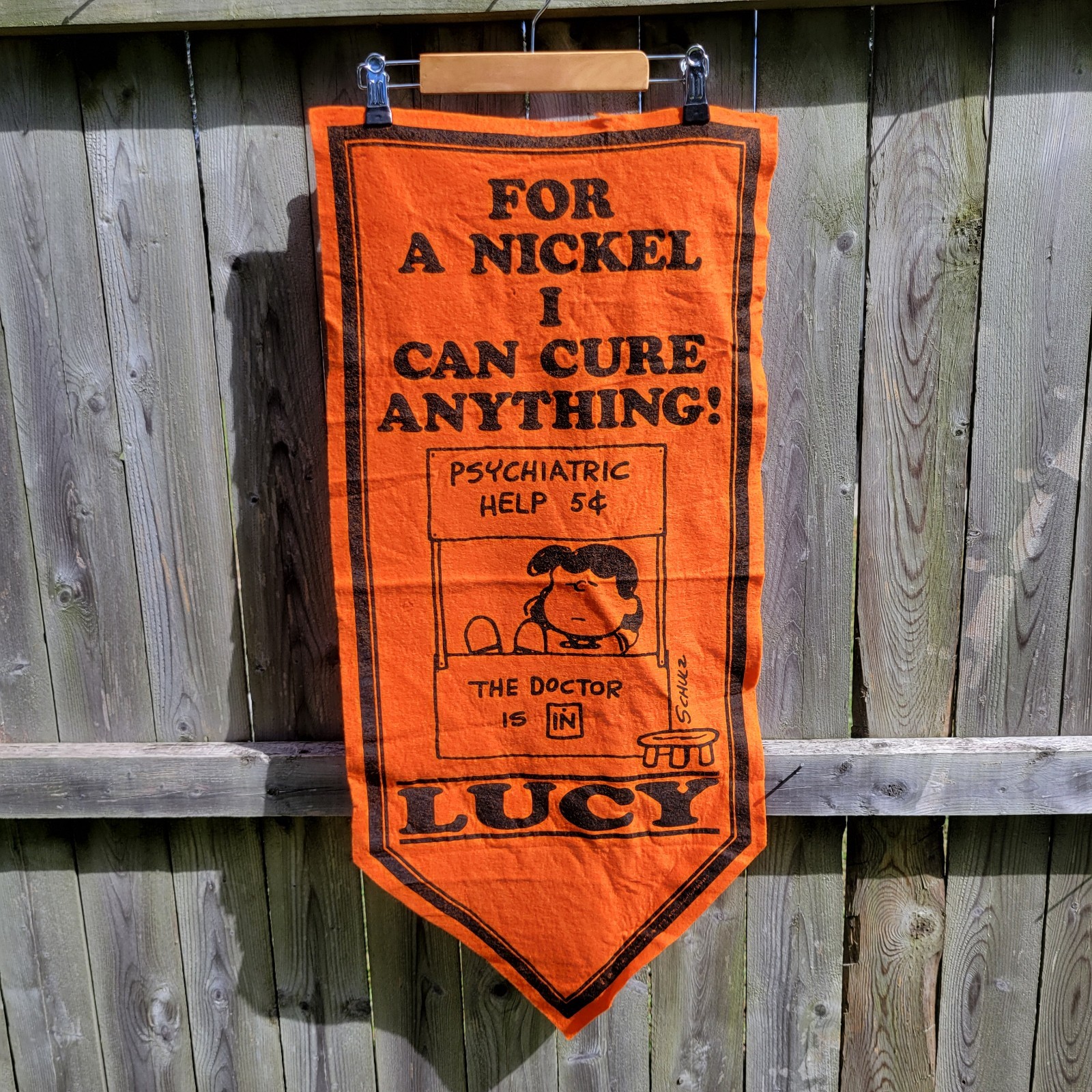 Vintage 70\'s Peanuts Lucy Psychiatric Help Felt Banner Pennant