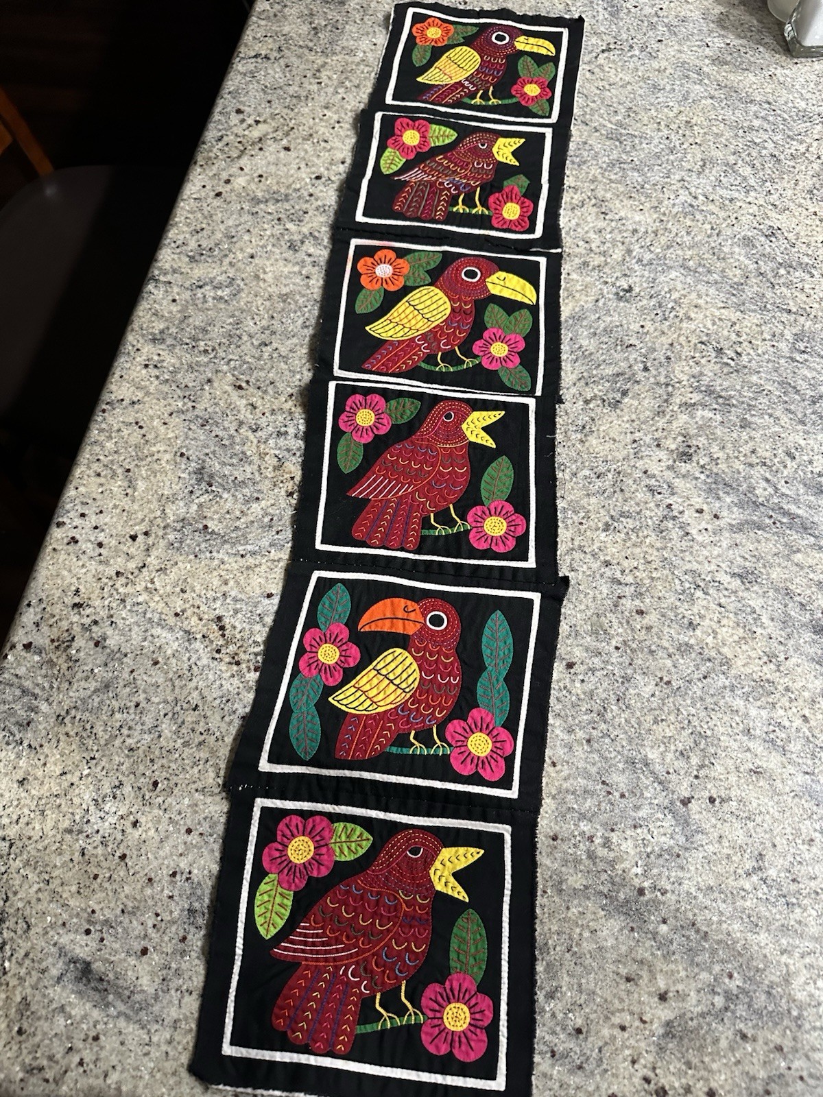 Vintage Authentic Panama Kuna/Guna Mola Folk Art Textile Applique