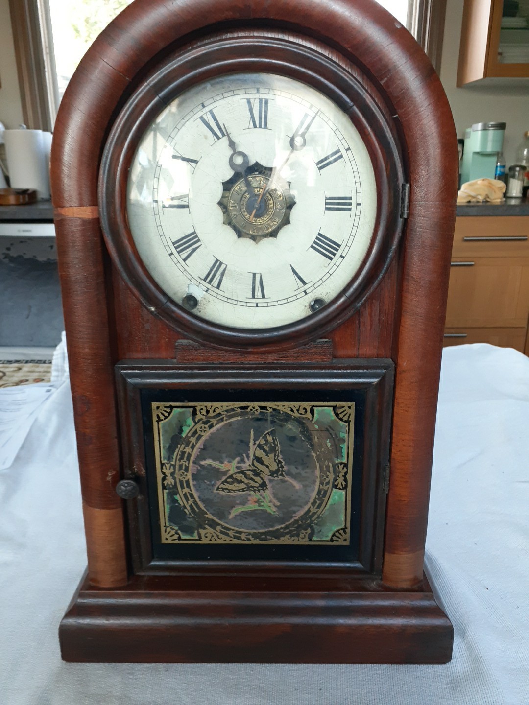 Antique Jerome Beehive Style Mantle Clock