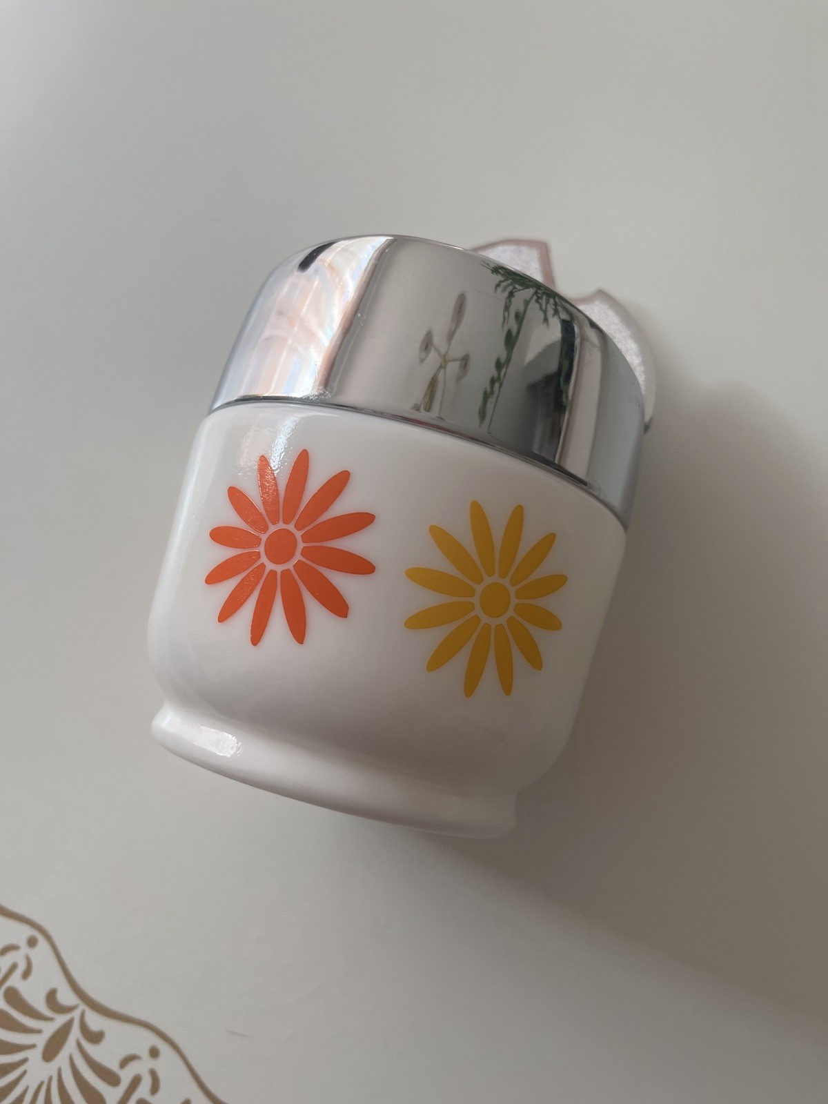 Vintage MCM Gemco Sugar Bowl Dispenser Daisy Yellow Orange Milk Glass Groovy